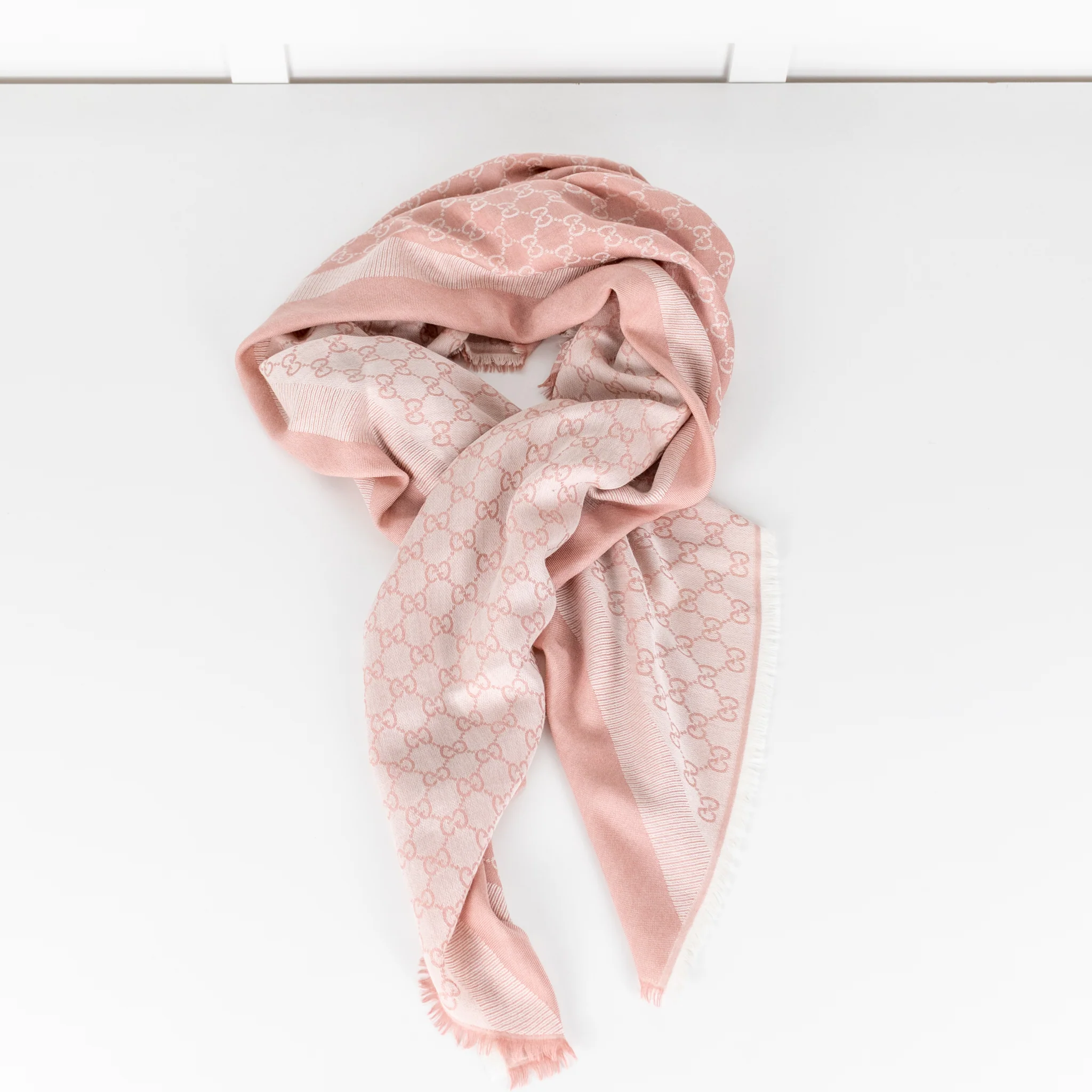 Gucci Pale Pink Square GG Scarf - Image 4