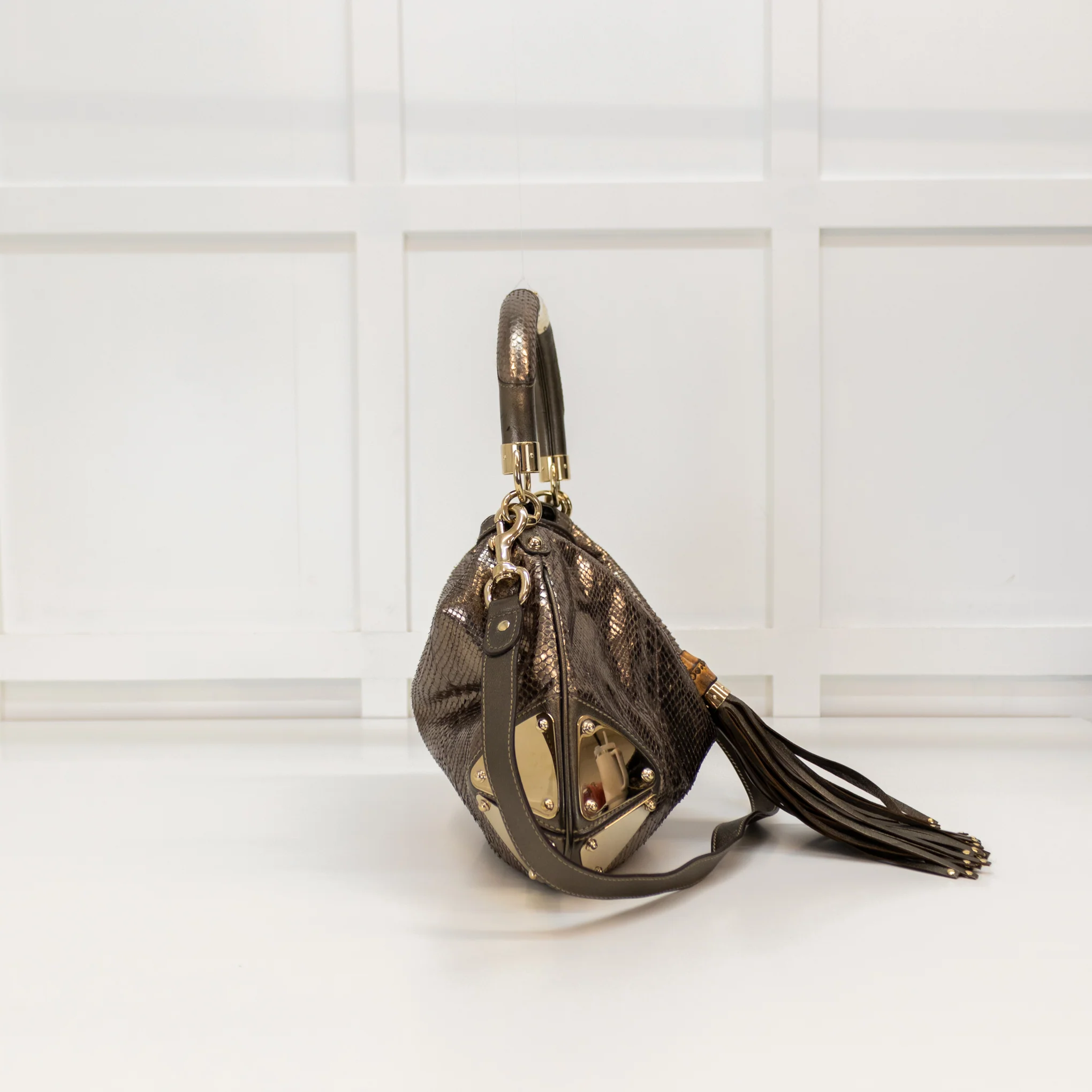 Gucci Pewter Metallic Snake Skin Babouska Indy Hobo Bag - Image 3