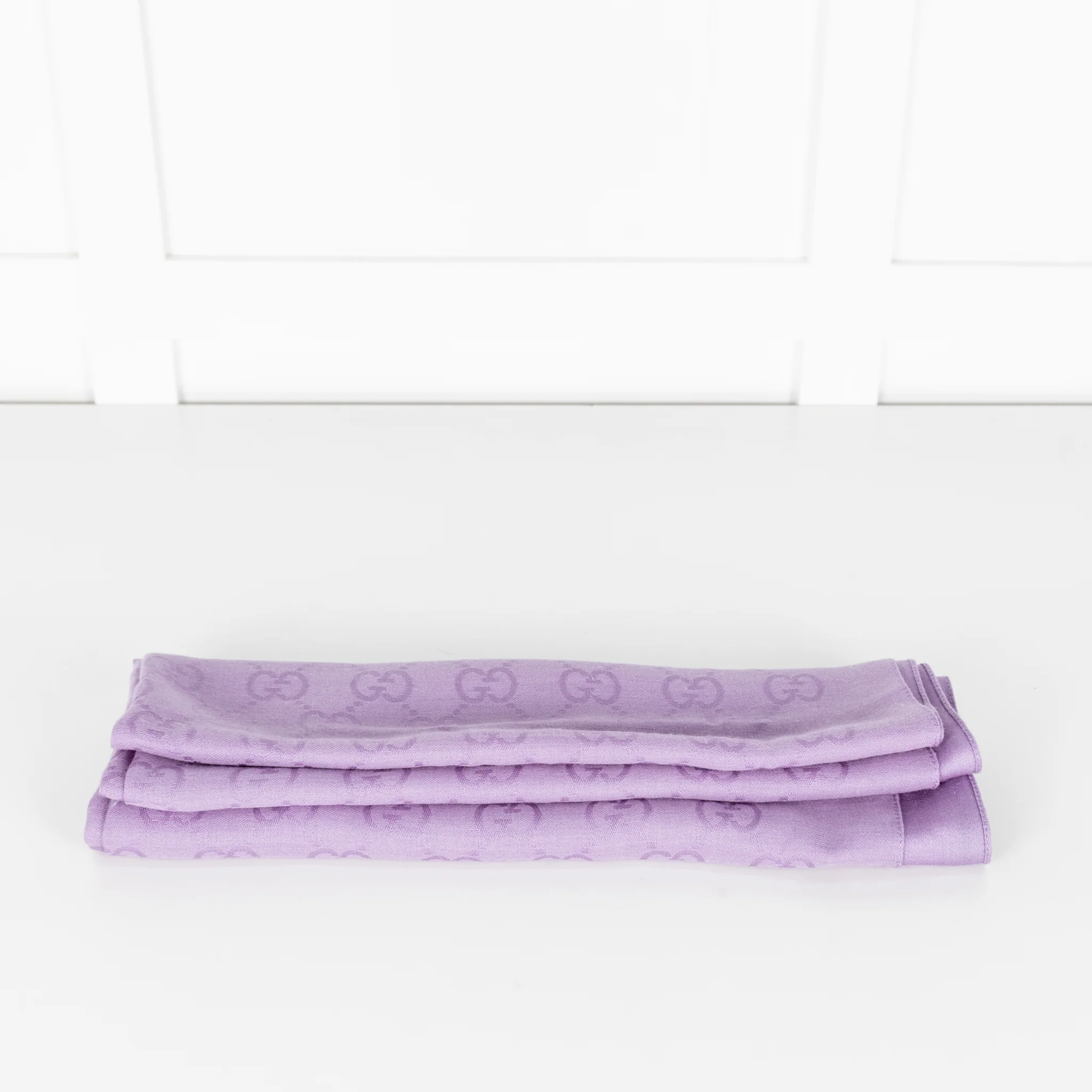 Gucci Lilac Monogrammed Wool and Silk Fringed Scarf - Image 3