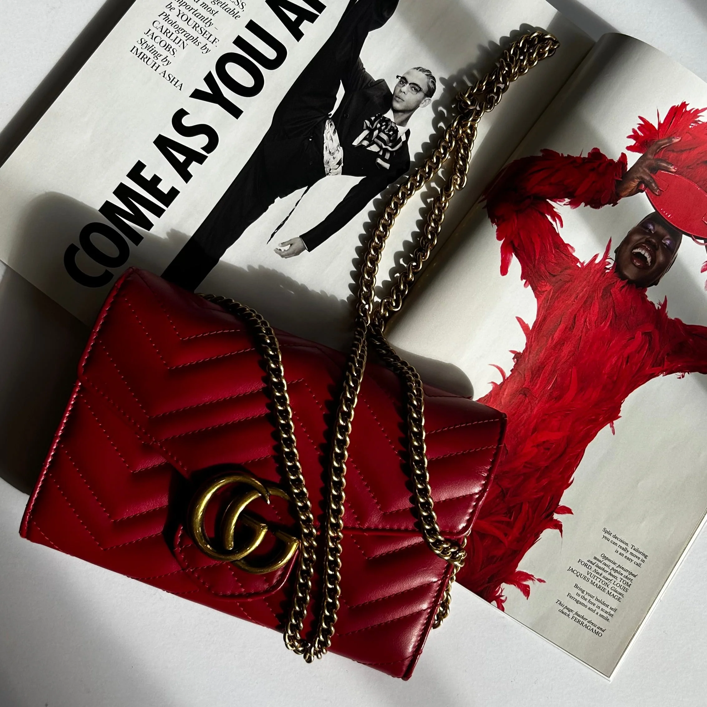 Gucci Red Matellase Leather Crossbody Bag - Image 2