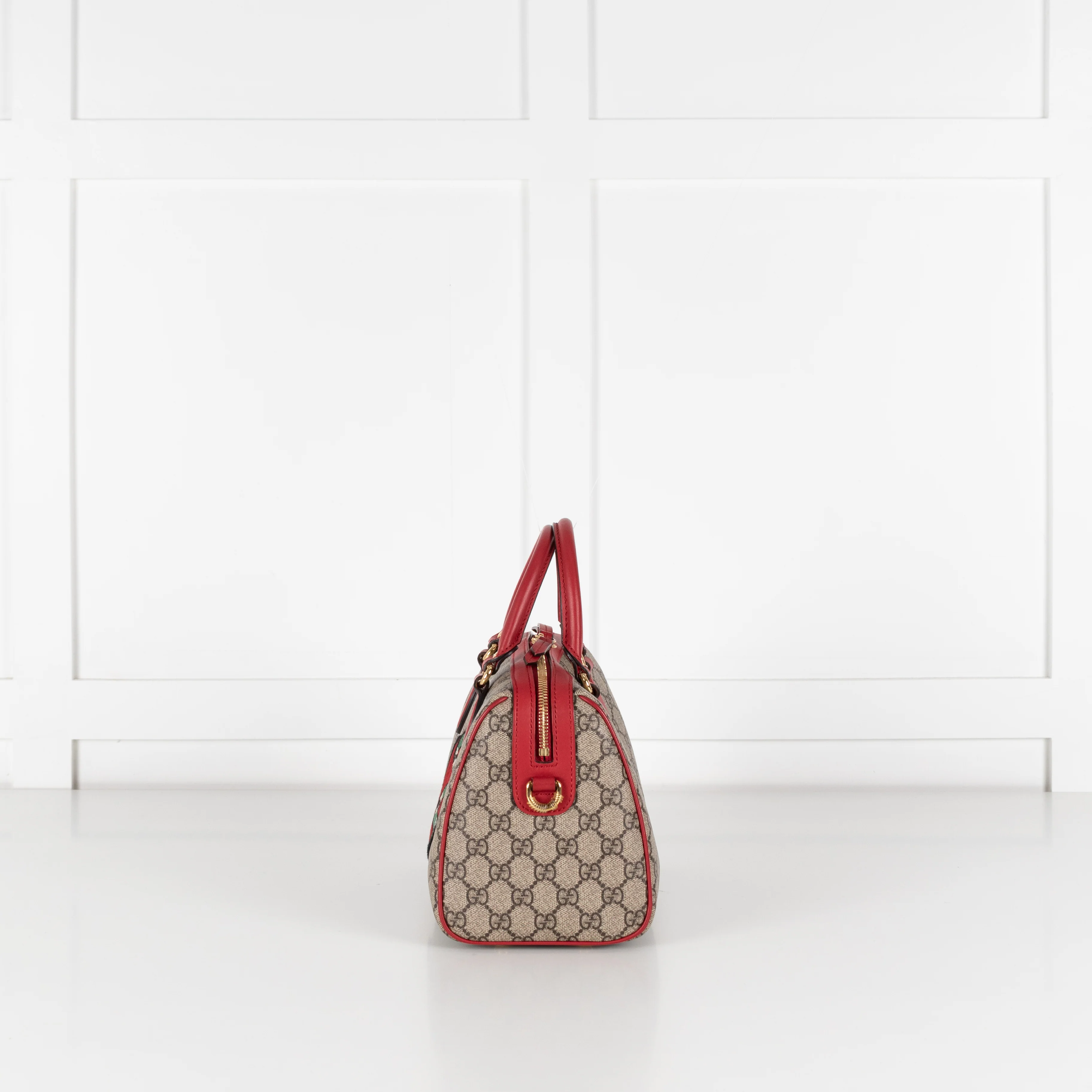Gucci Supreme Red Trim Embellished 2 Way Bag - Image 5