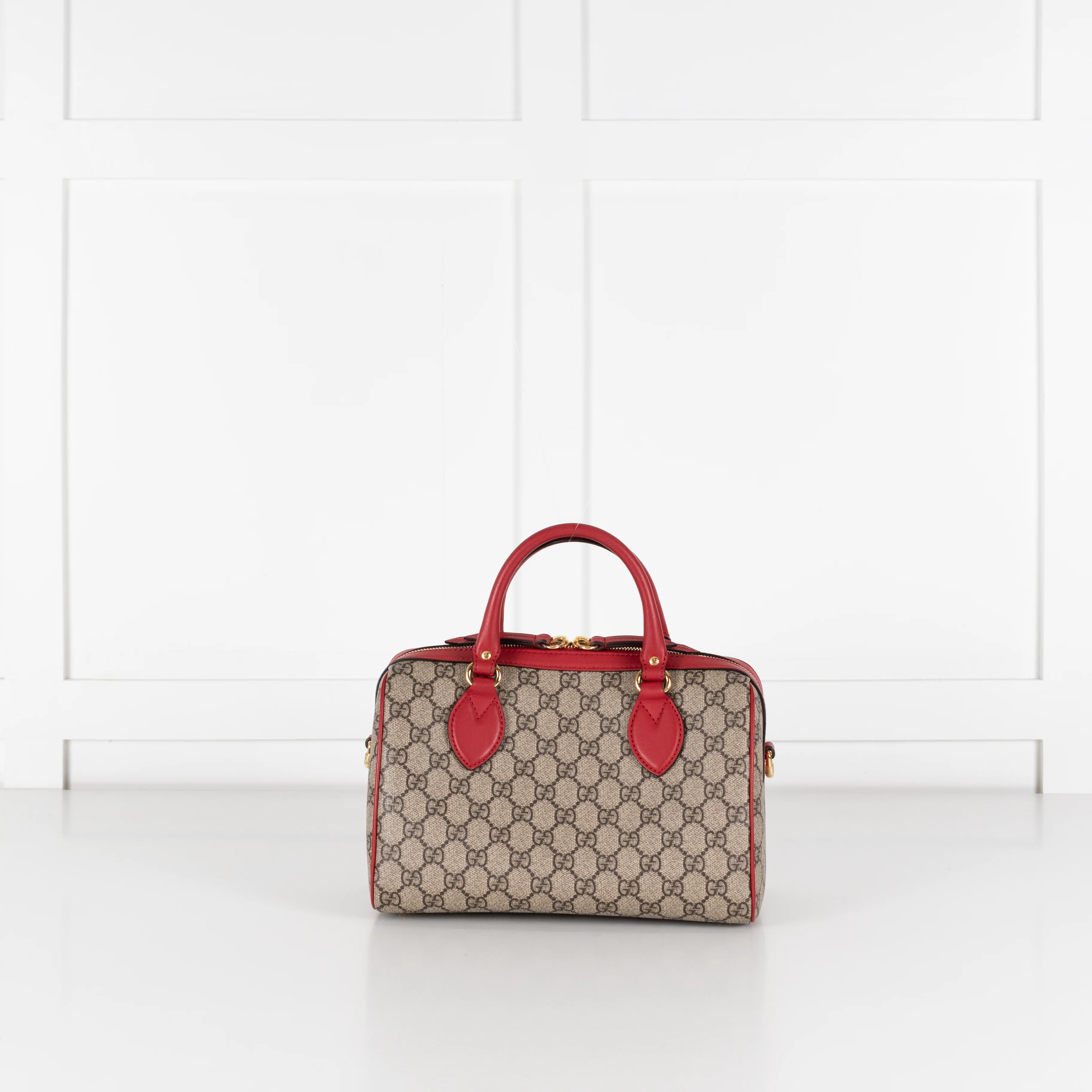 Gucci Supreme Red Trim Embellished 2 Way Bag - Image 7