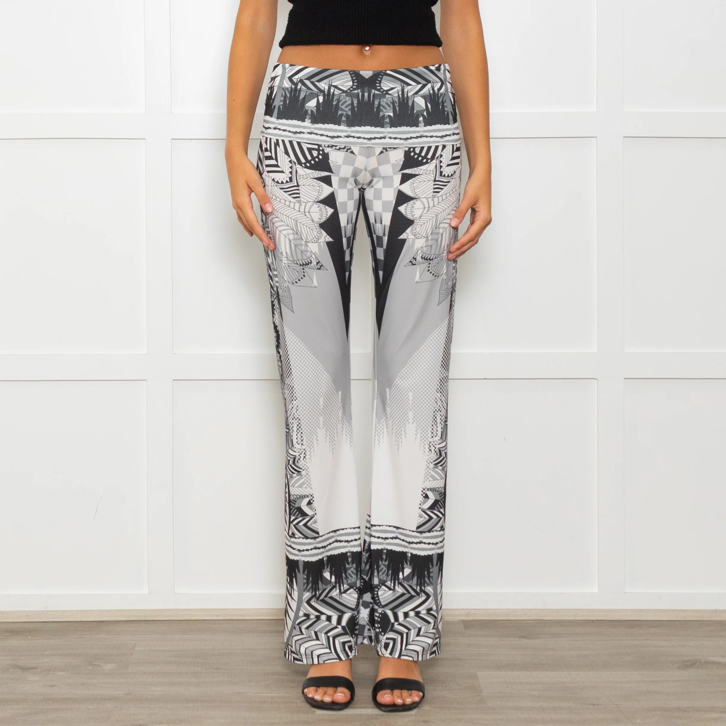 Hale Bob Grey Abstract Mandala Print Fold Waist Flared Trouser - Image 2