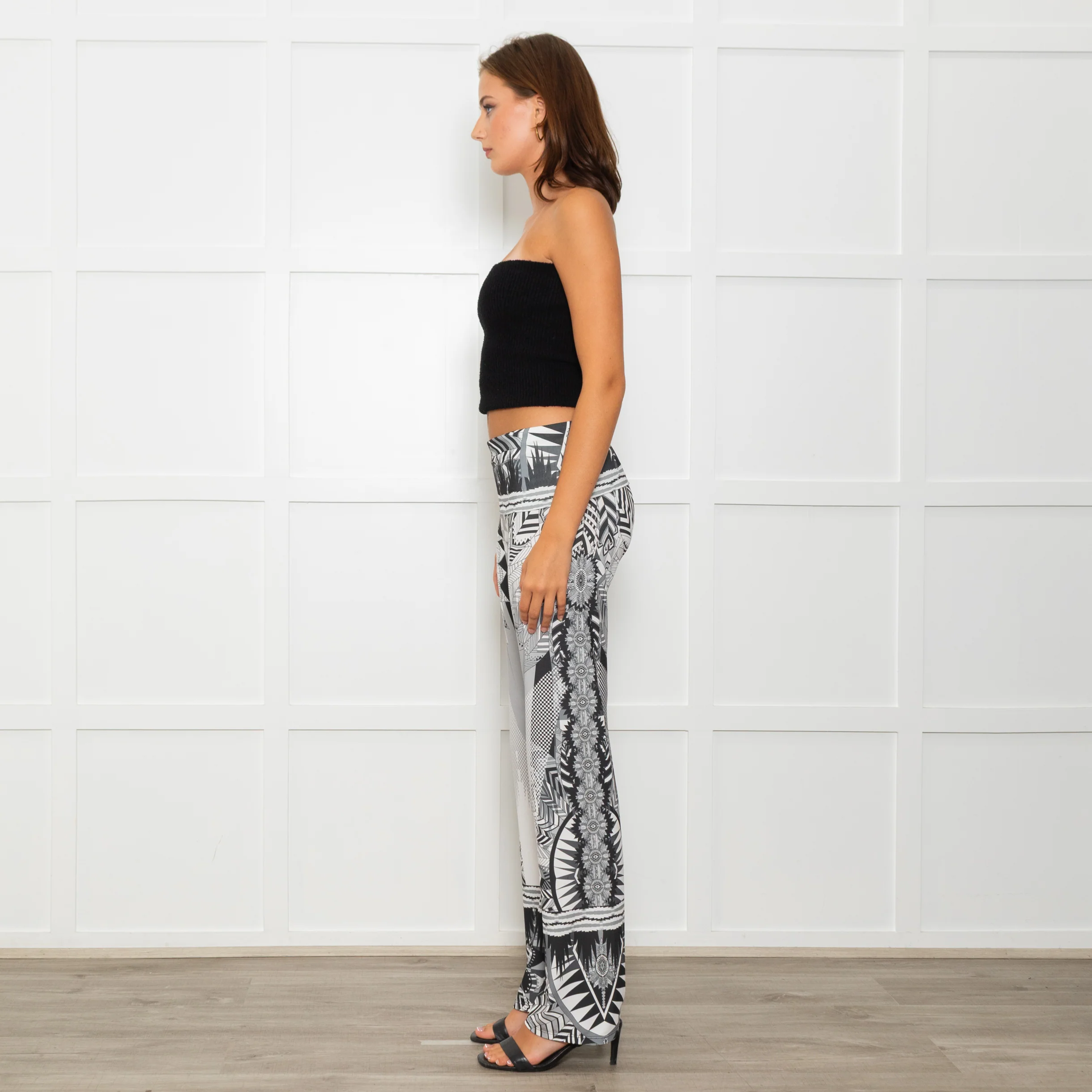 Hale Bob Grey Abstract Mandala Print Fold Waist Flared Trouser - Image 4