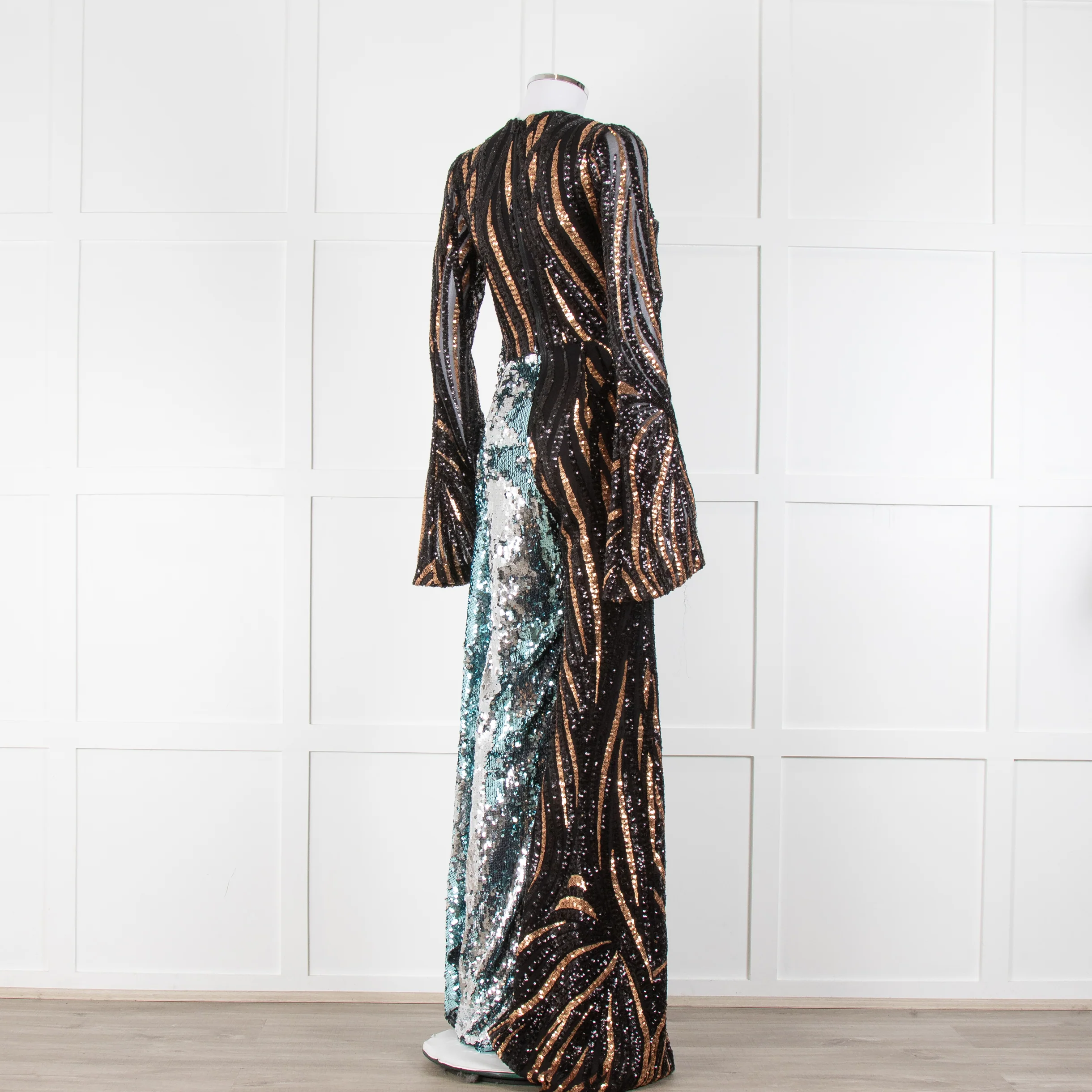 Halpern Chocolate Silver Blue Sequin Long Sleeve Jumpsuit - Image 4