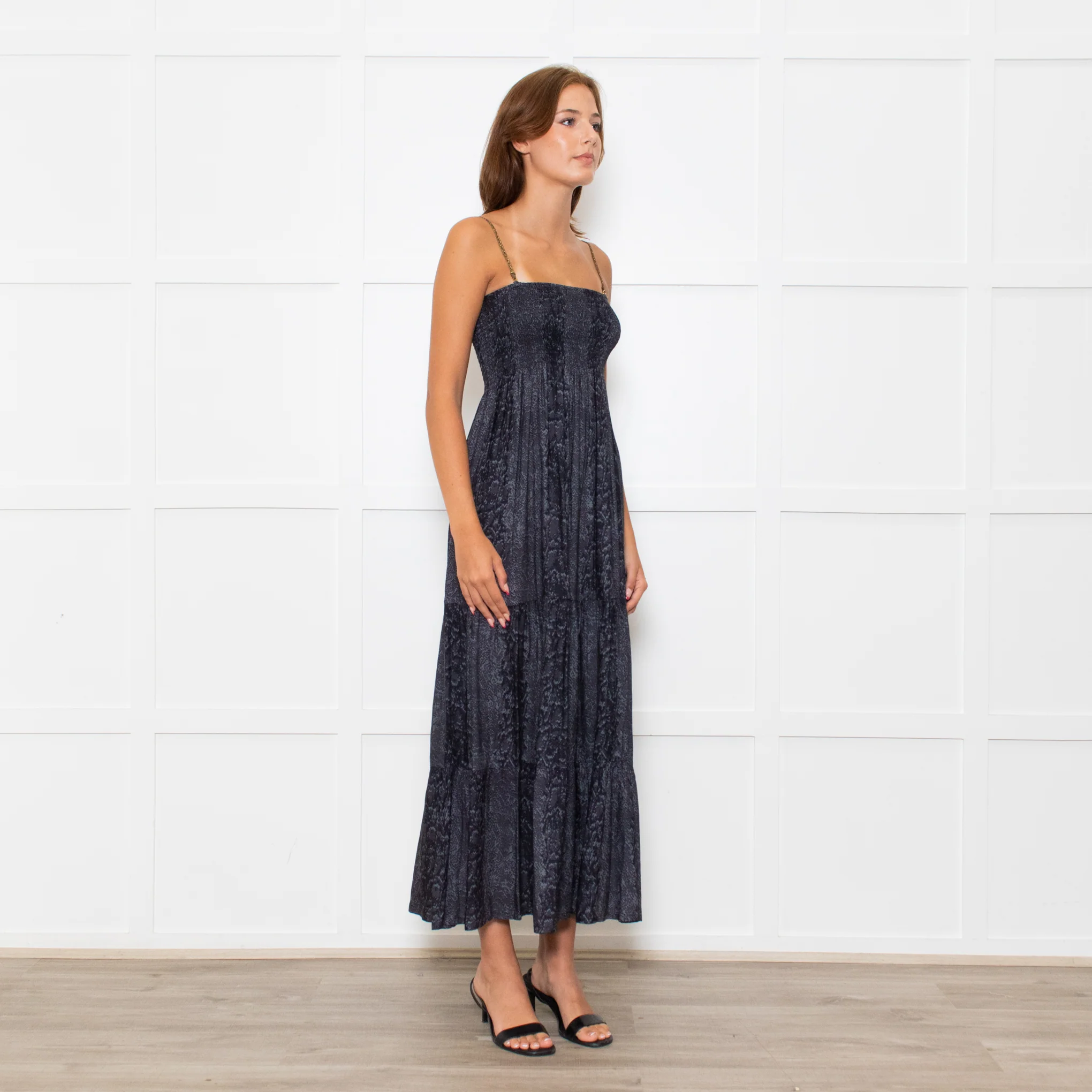 Hansine Grey Snake Skin Print Sleeveless Dress - Image 7