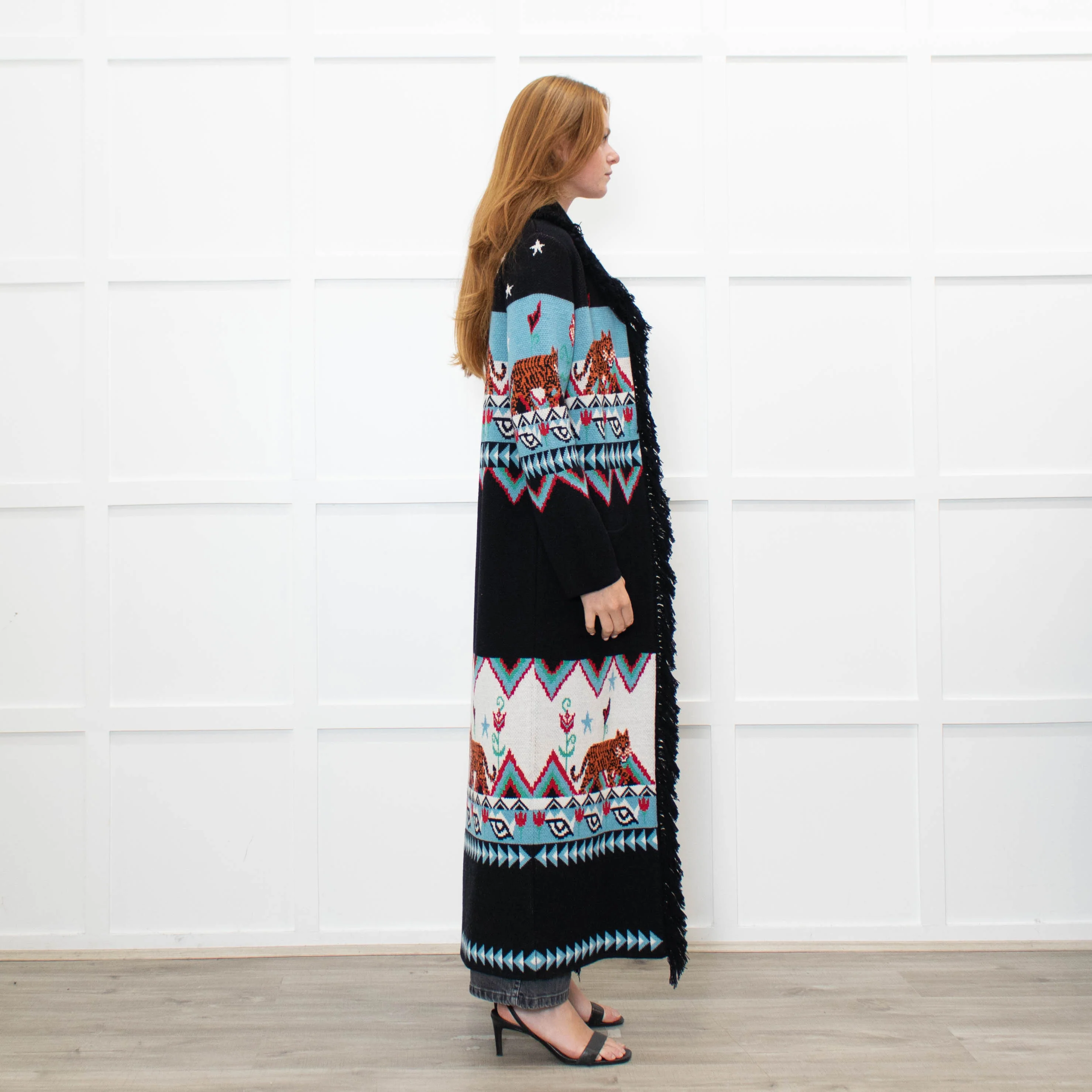Hayley Menzies Black Blue Red Knit Long Coat With Belt - Image 6