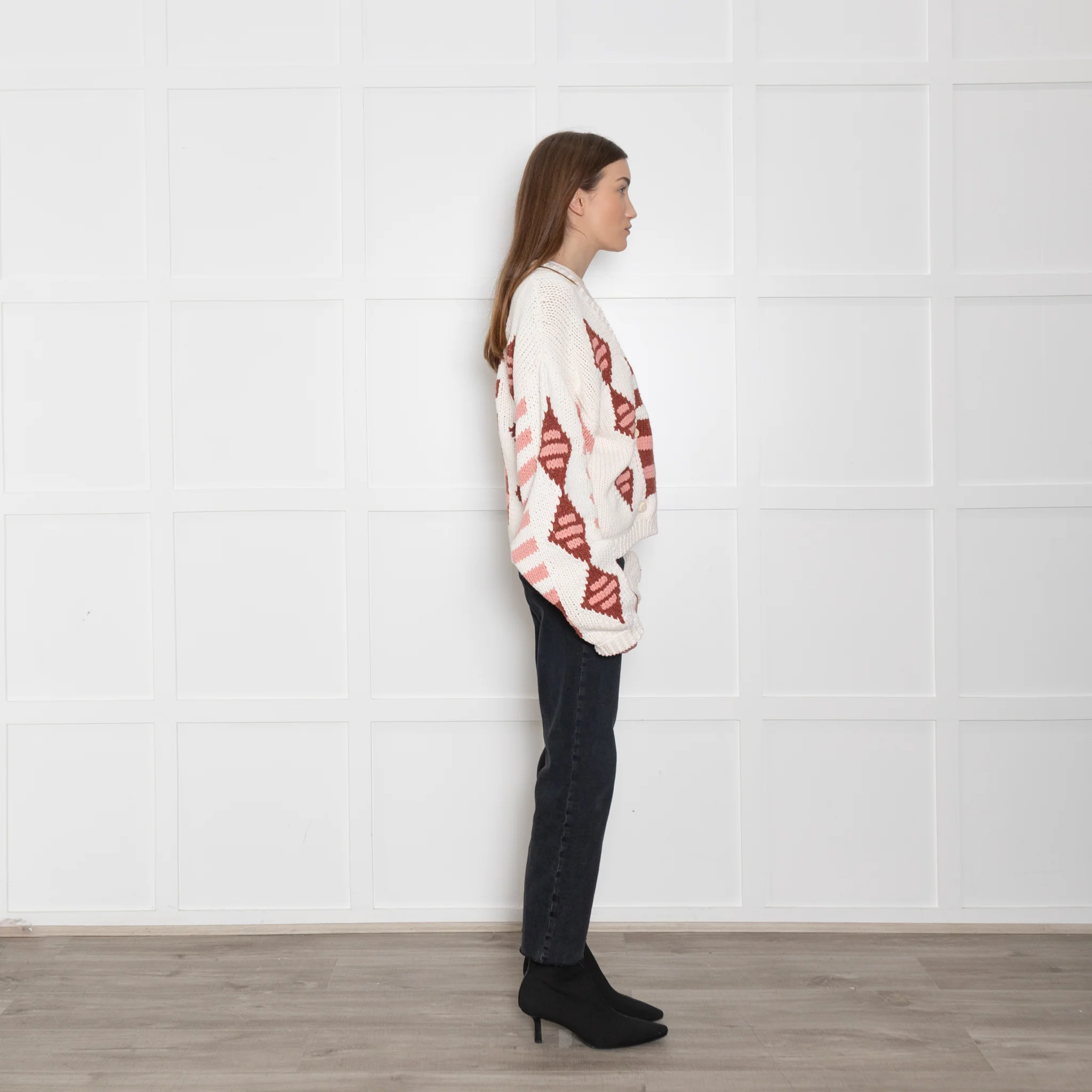 Hayley Menzies Cream and Terracotta Chunky Knit Intarsia Cardigan - Image 7