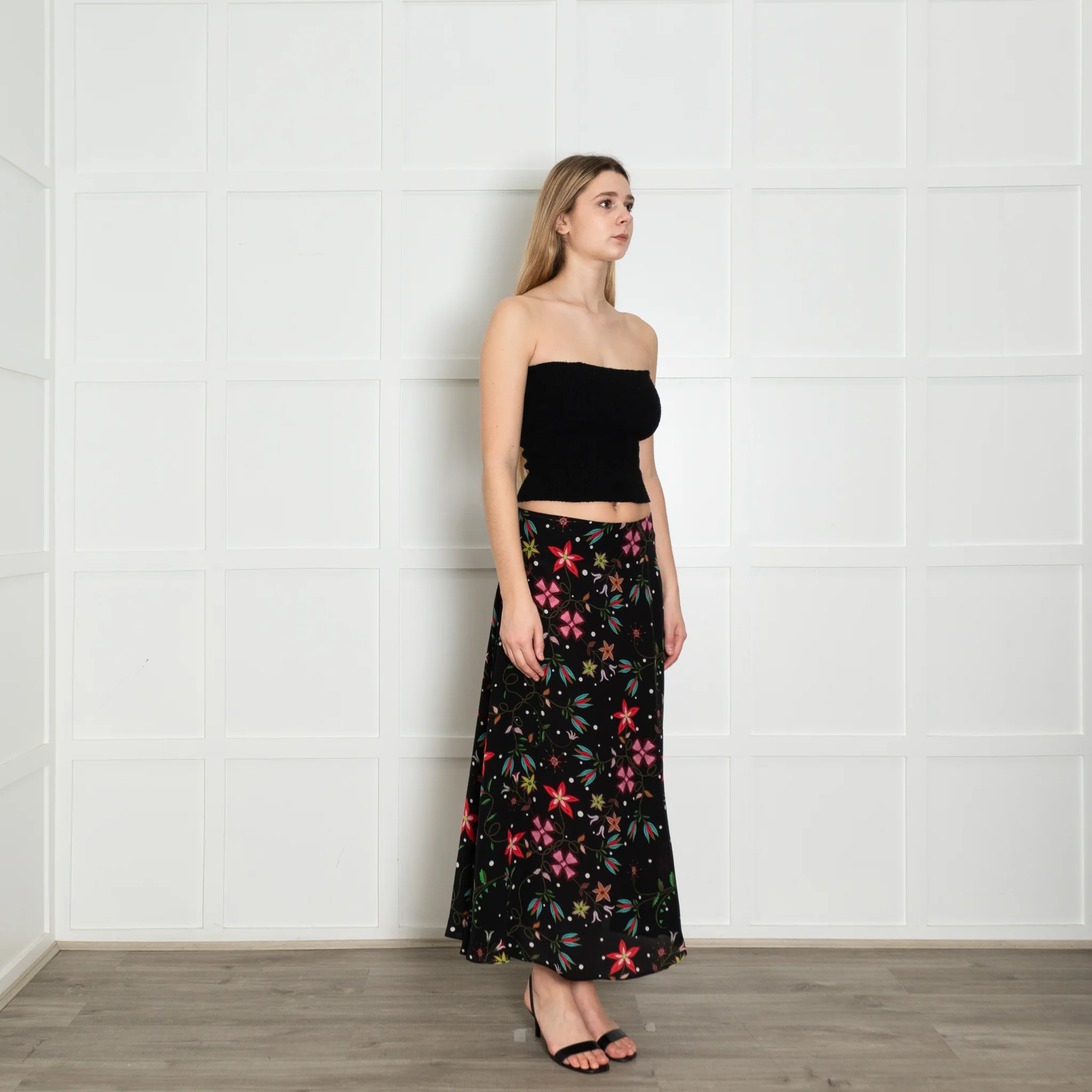 Hayley Menzies Black Multi Floral Silk Skirt - Image 7