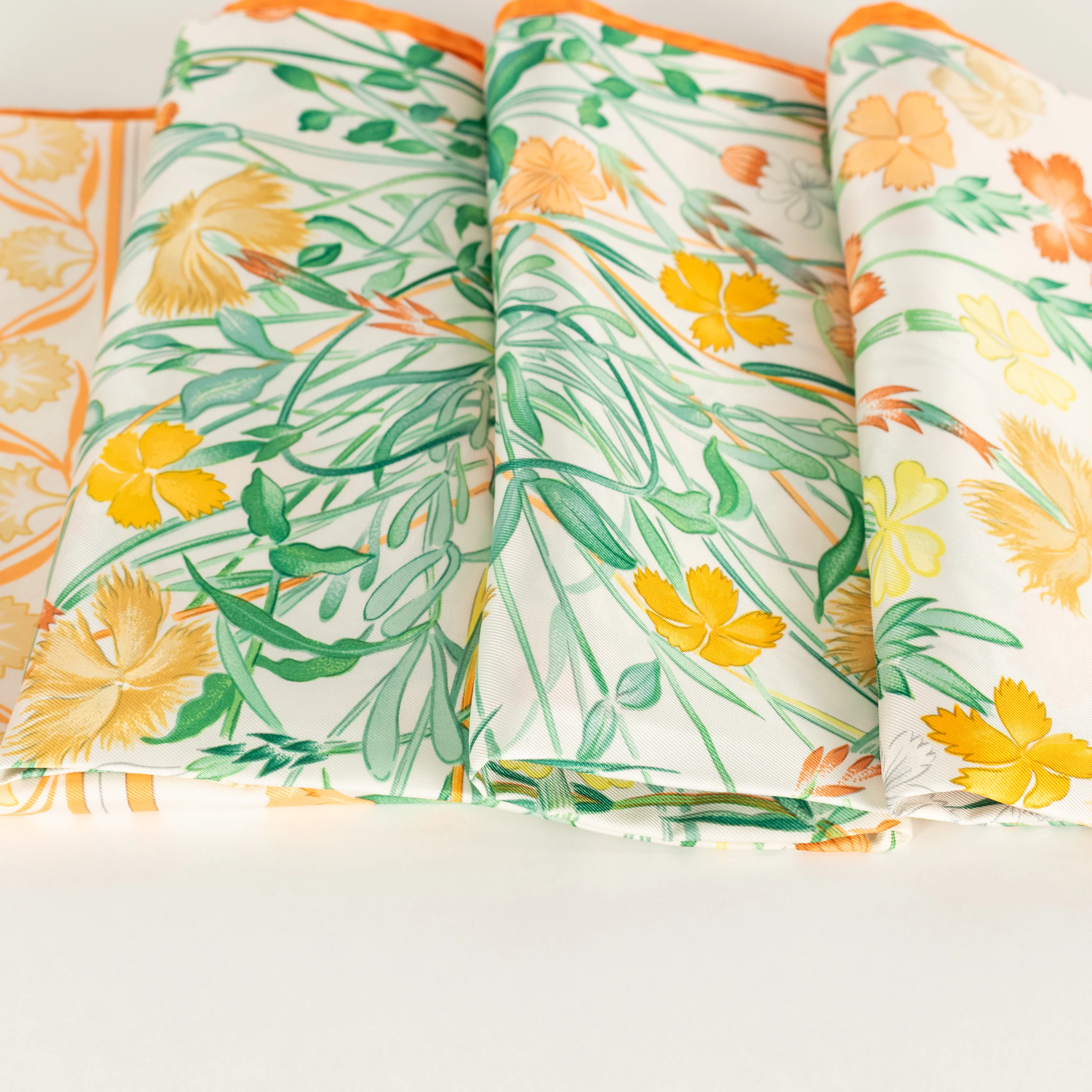 Hermes Cream Orange Oeillets Sauvages Et Autres Caryophyllees Silk Scarf - Image 10