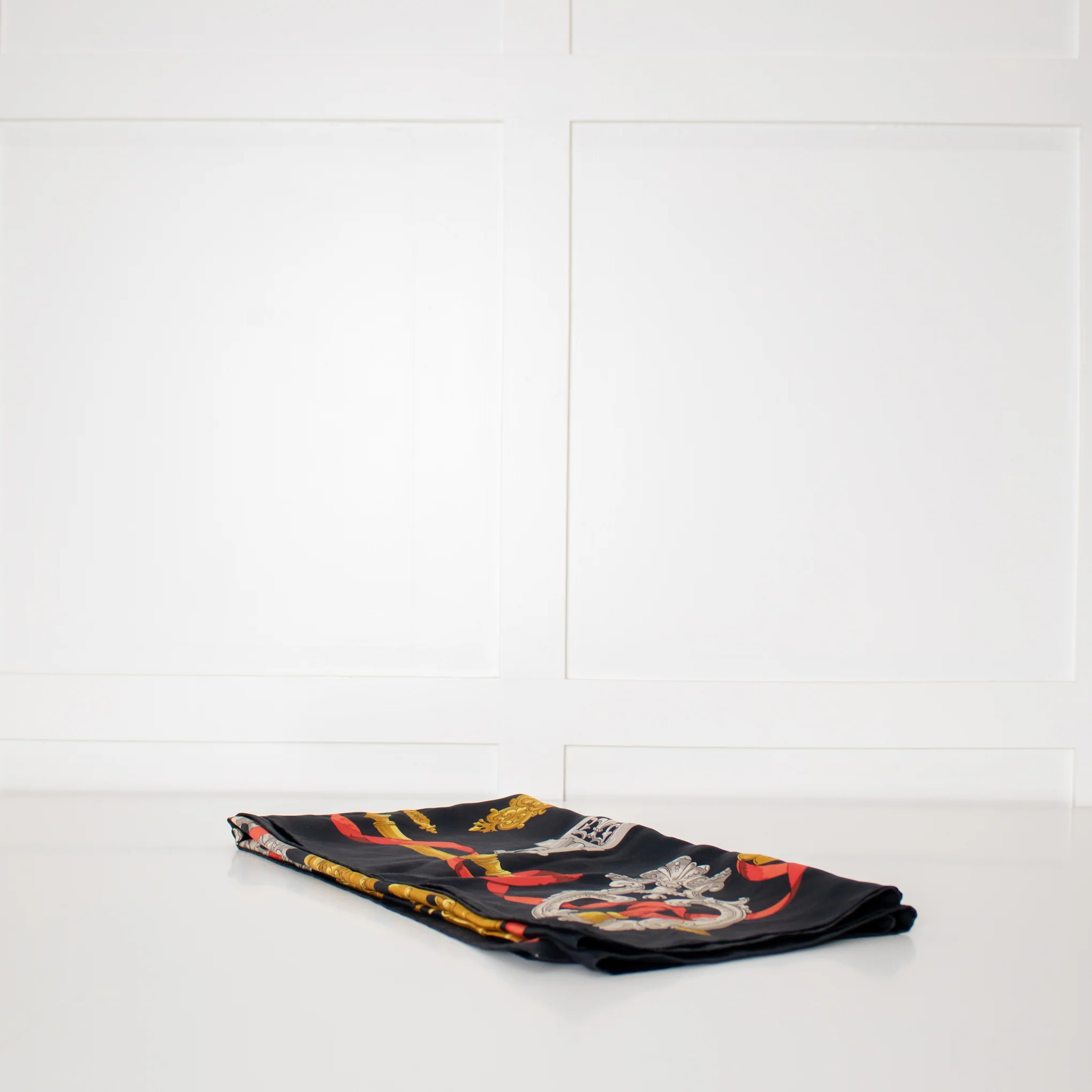 Hermes Navy Gold Ferronnerie Vintage Scarf - Image 3