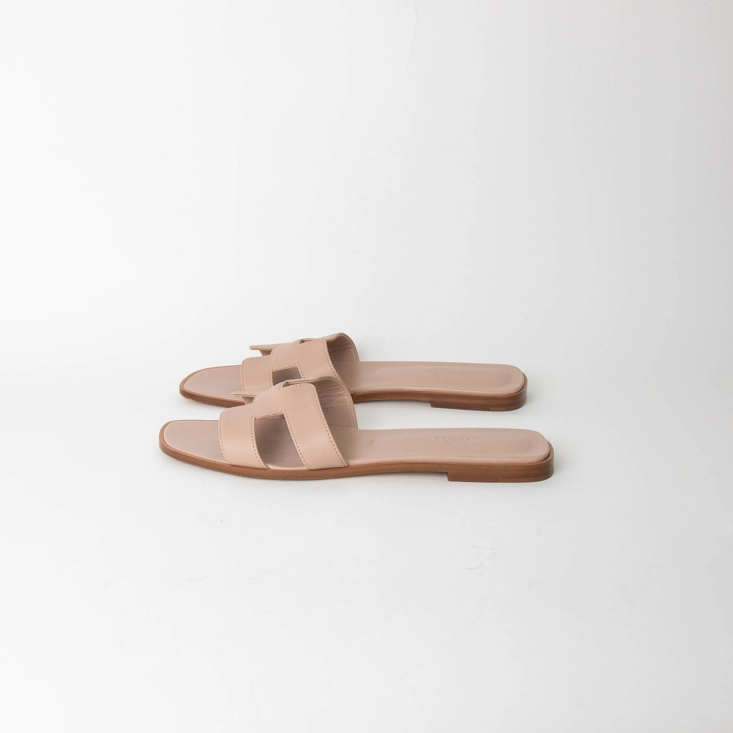Hermes Nude Beige Oran Sandals - Image 5