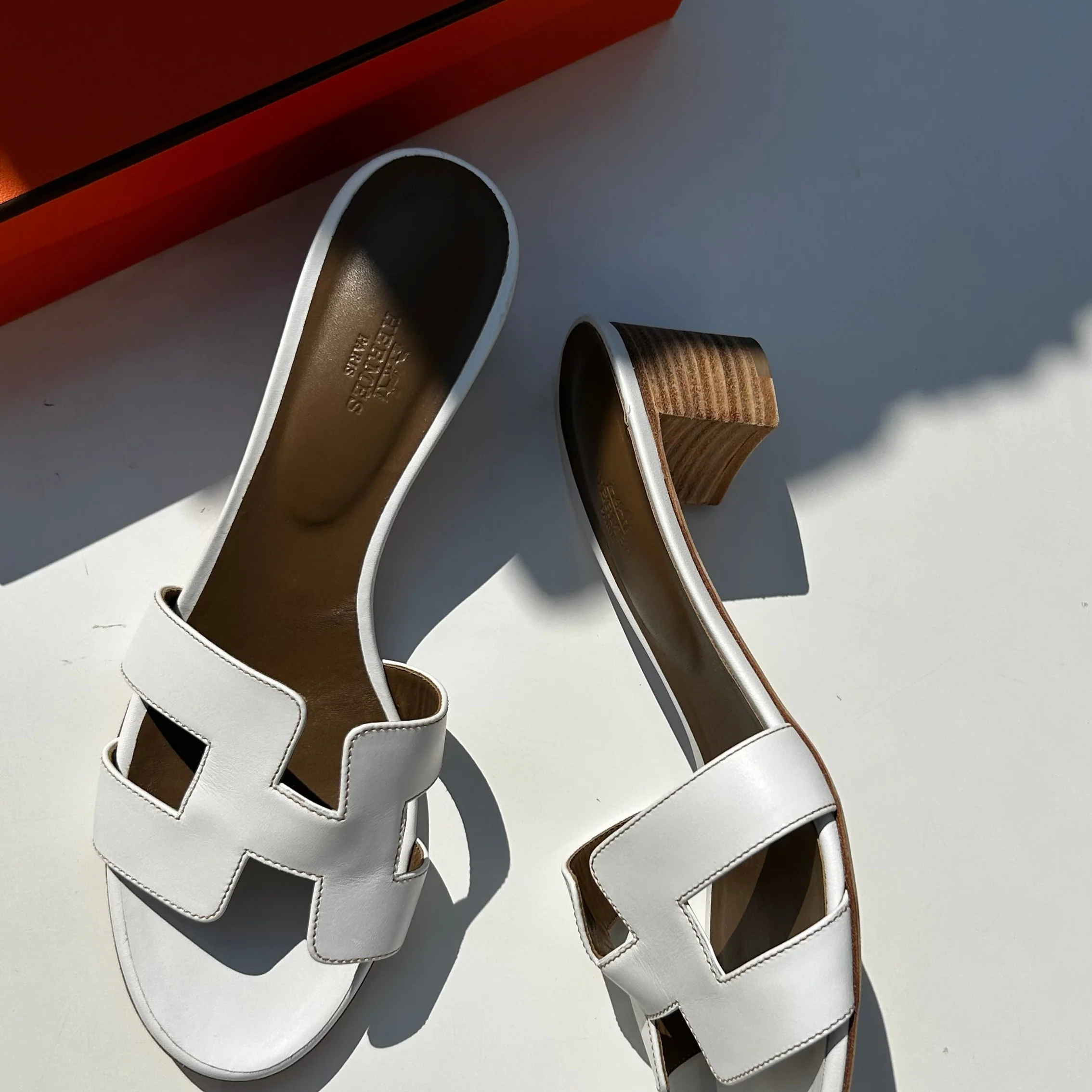 Hermes Oasis White Nude Block Heel Sandals - Image 2