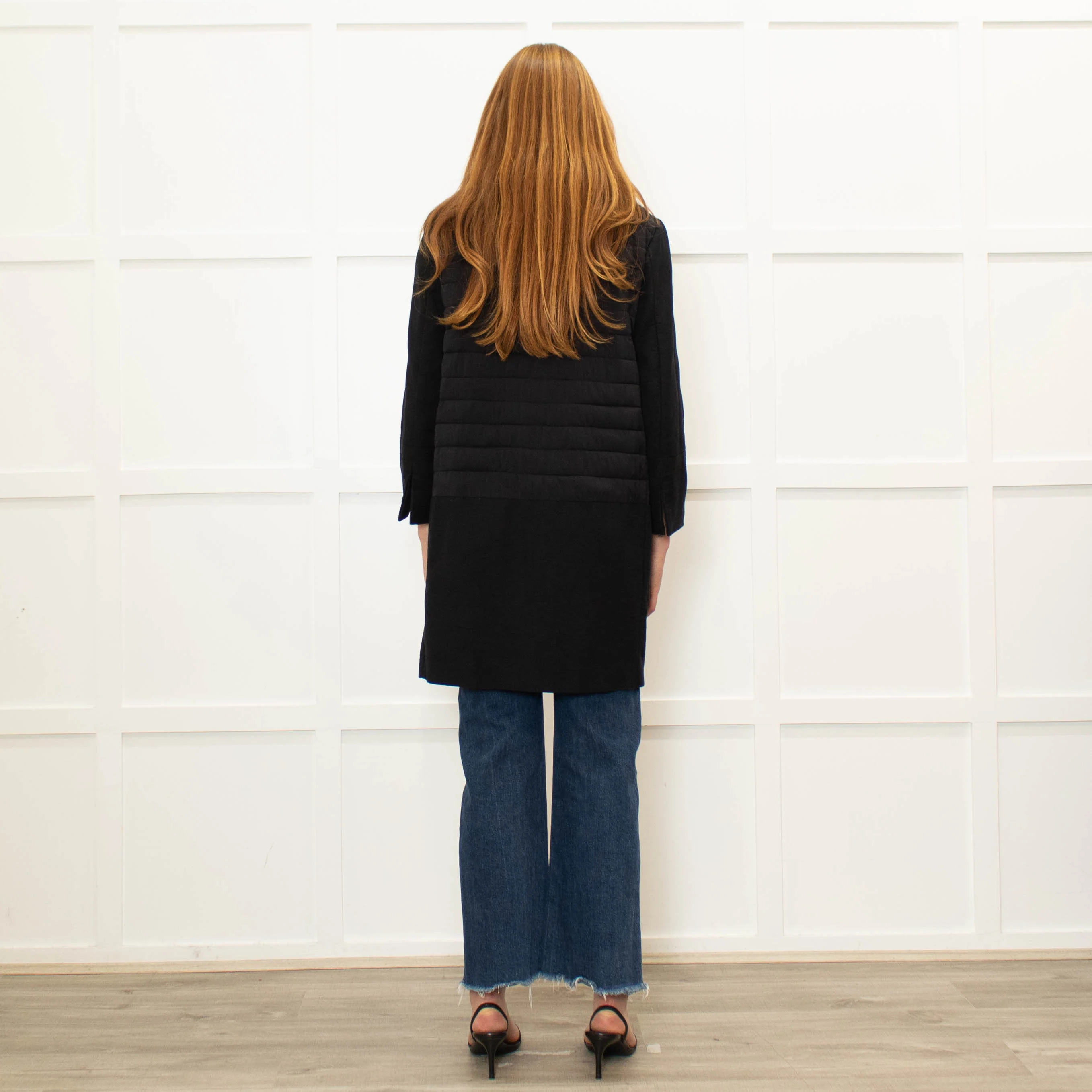 Herno Black Quilt Coat With Solid Hem And Sleeve - Image 5