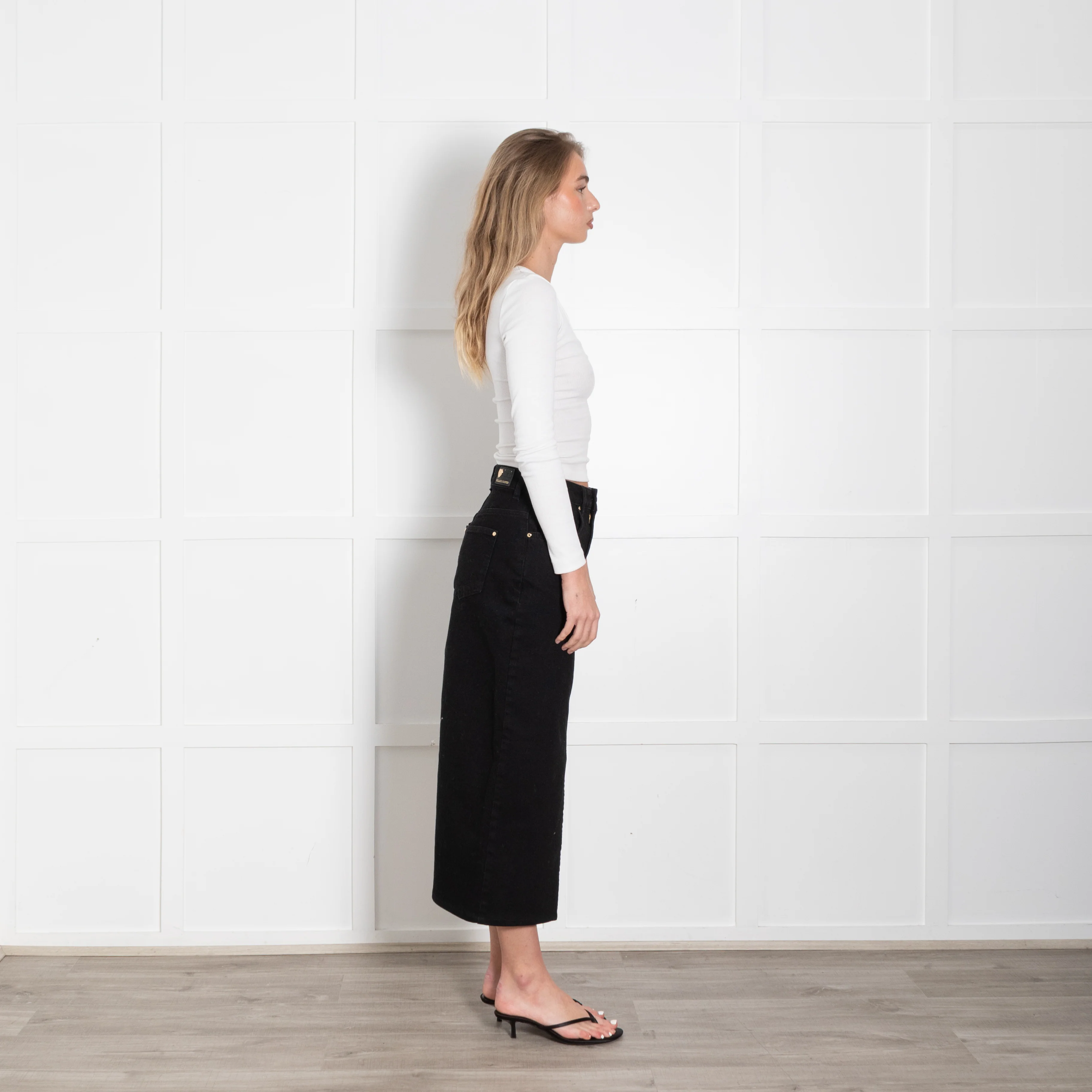 Holland Cooper Black Denim Pencil Midi Skirt With Split Front - Image 6