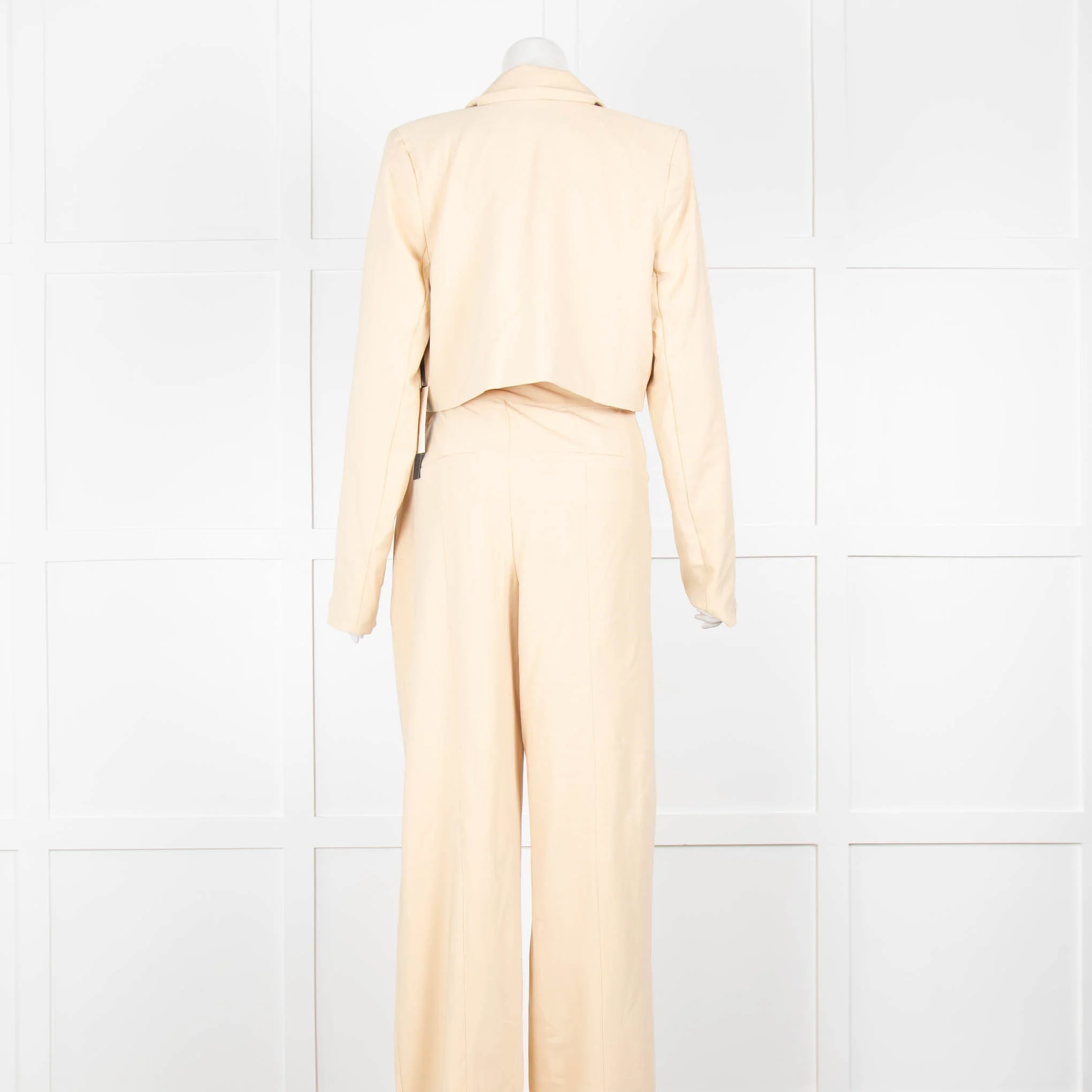 House of Harlow 1960 Pale Yellow Trouser Suit - Image 3