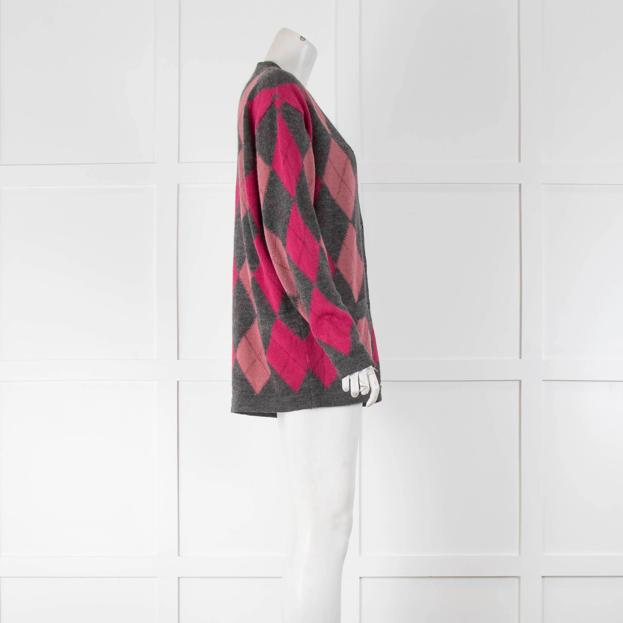 I Blues Pink and Grey Diamond Cardigan - Image 2