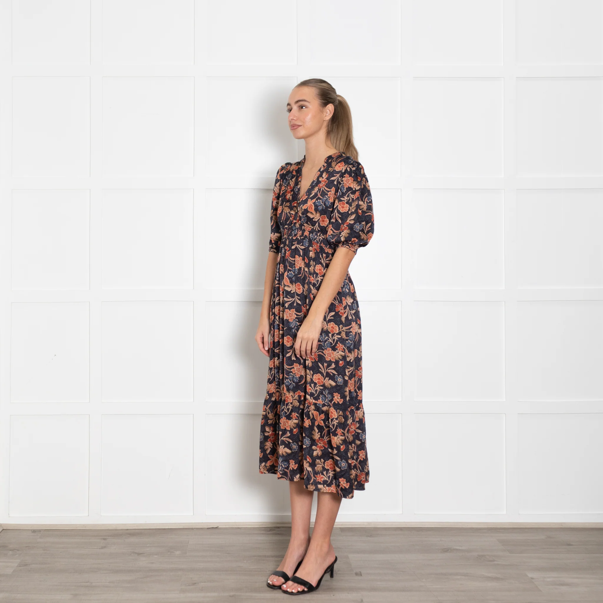 Iris Black Rust Brown Floral Short Sleeve Midi Dress - Image 3