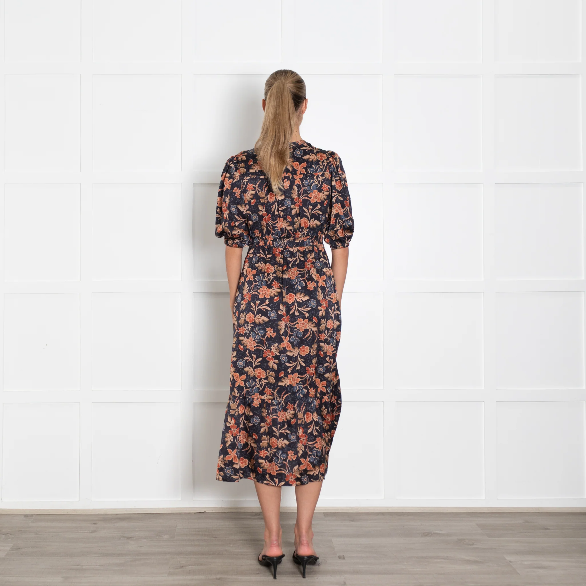 Iris Black Rust Brown Floral Short Sleeve Midi Dress - Image 5