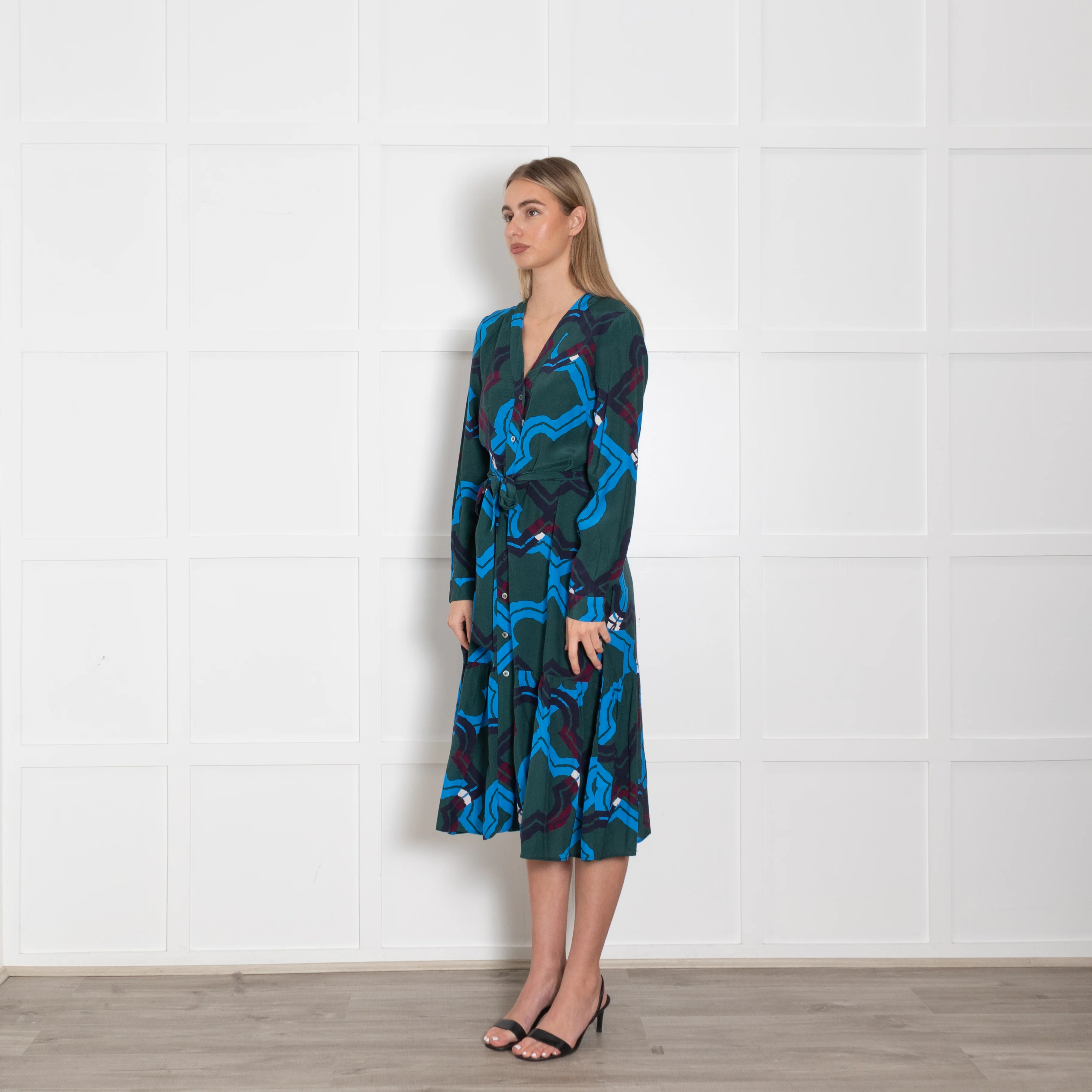 Iris & ink Green Blue Pattern Front Open Belted Midi Dress - Image 3