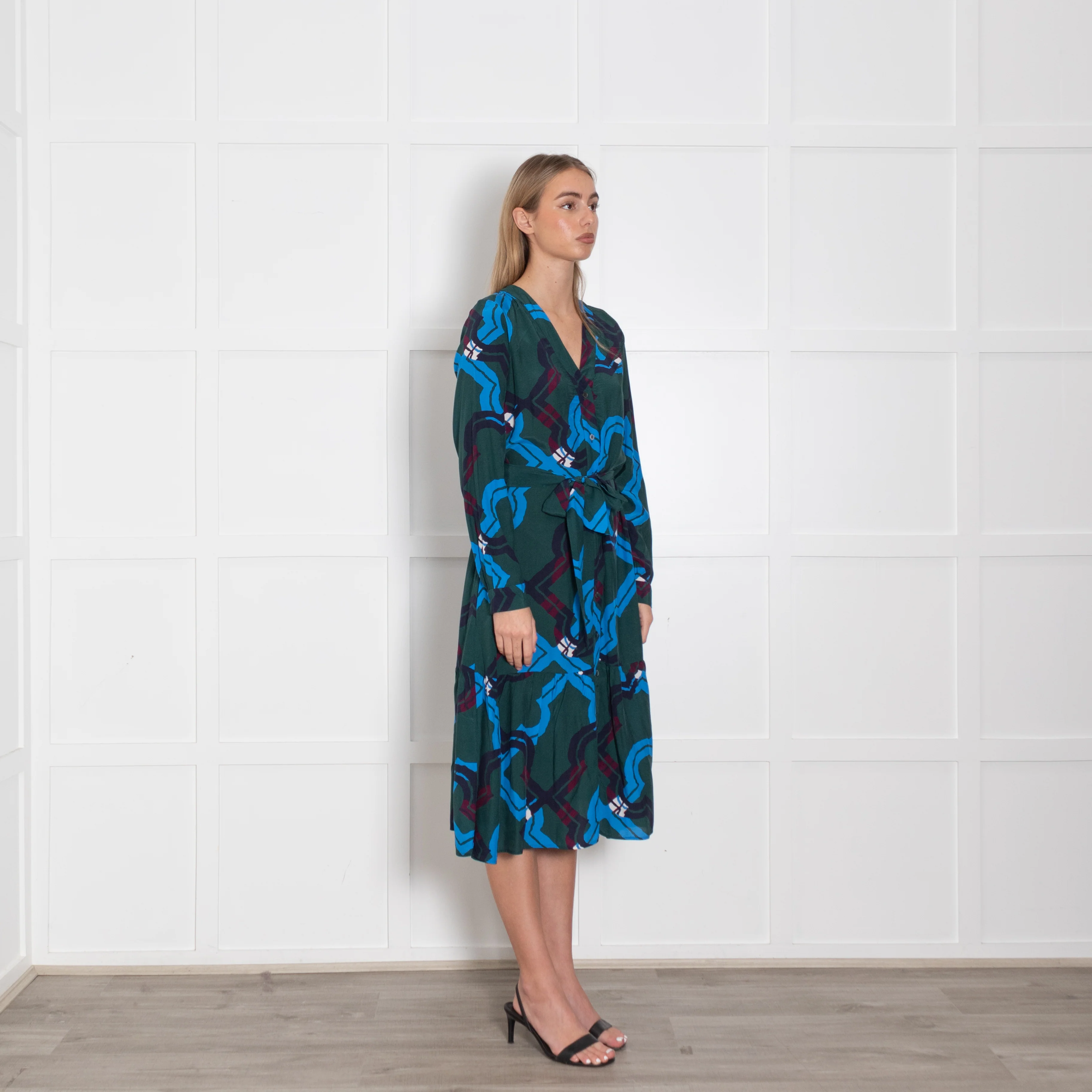 Iris & ink Green Blue Pattern Front Open Belted Midi Dress - Image 7