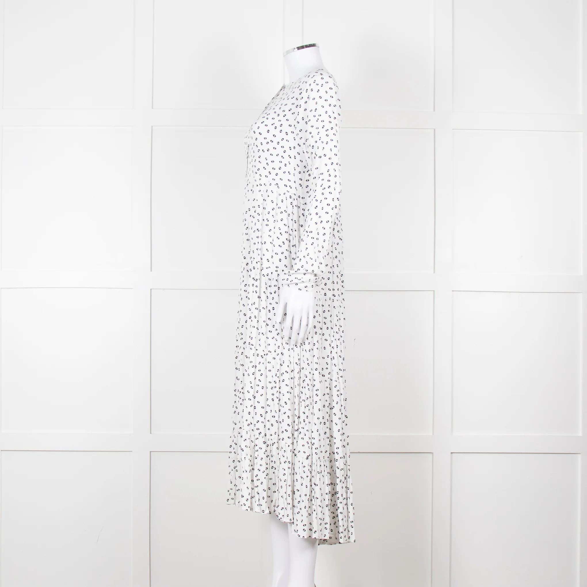 Iris White Black Triangle Print Frill Detail Midi Dress - Image 7