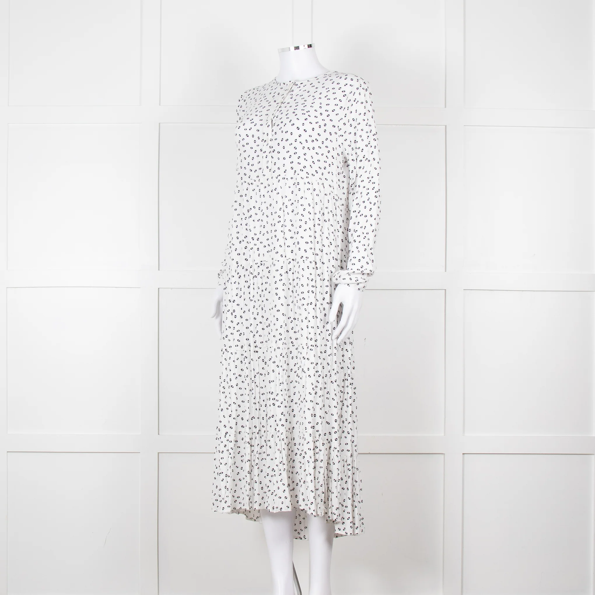 Iris White Black Triangle Print Frill Detail Midi Dress - Image 8