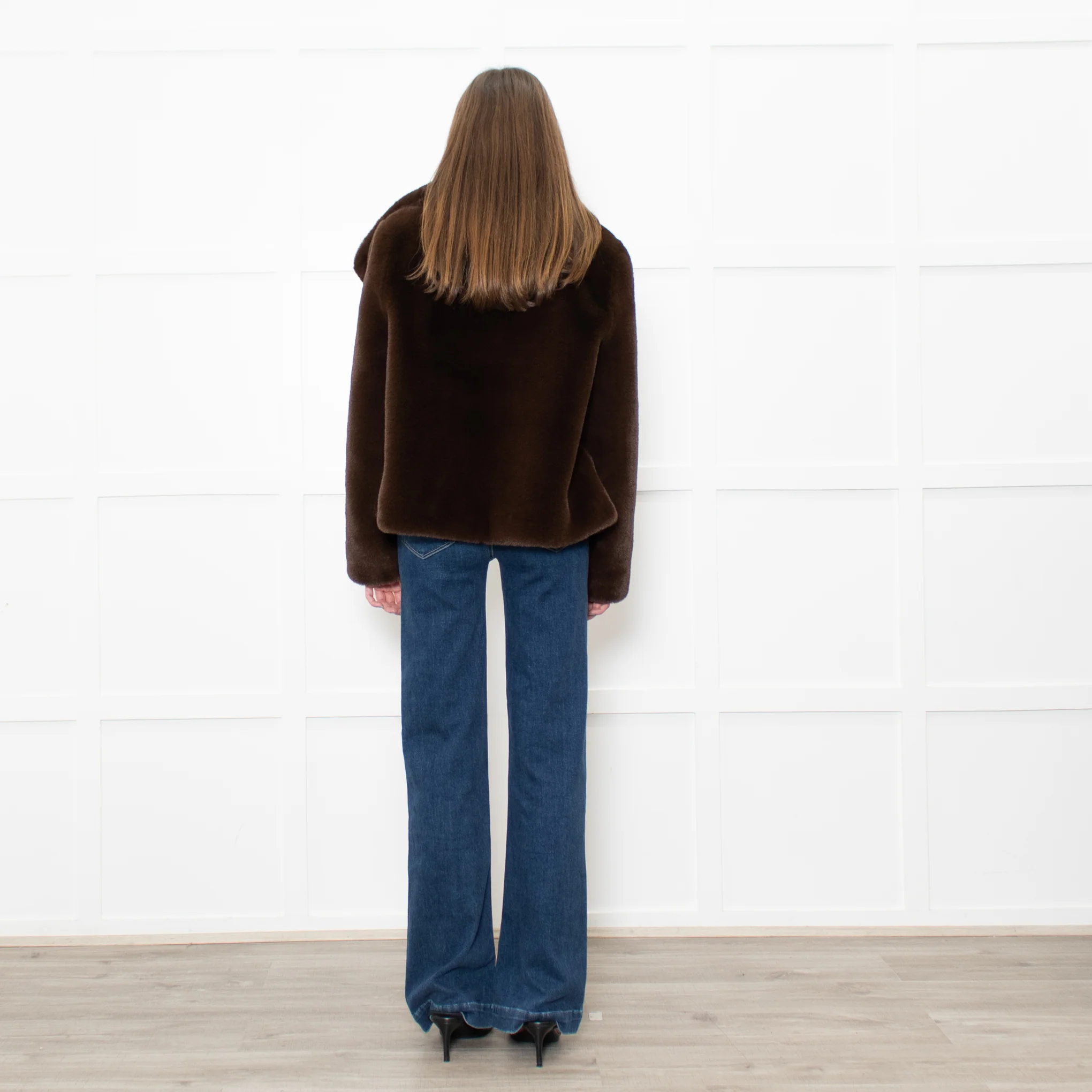 Issy London Brown Faux Fur Jacket - Image 5