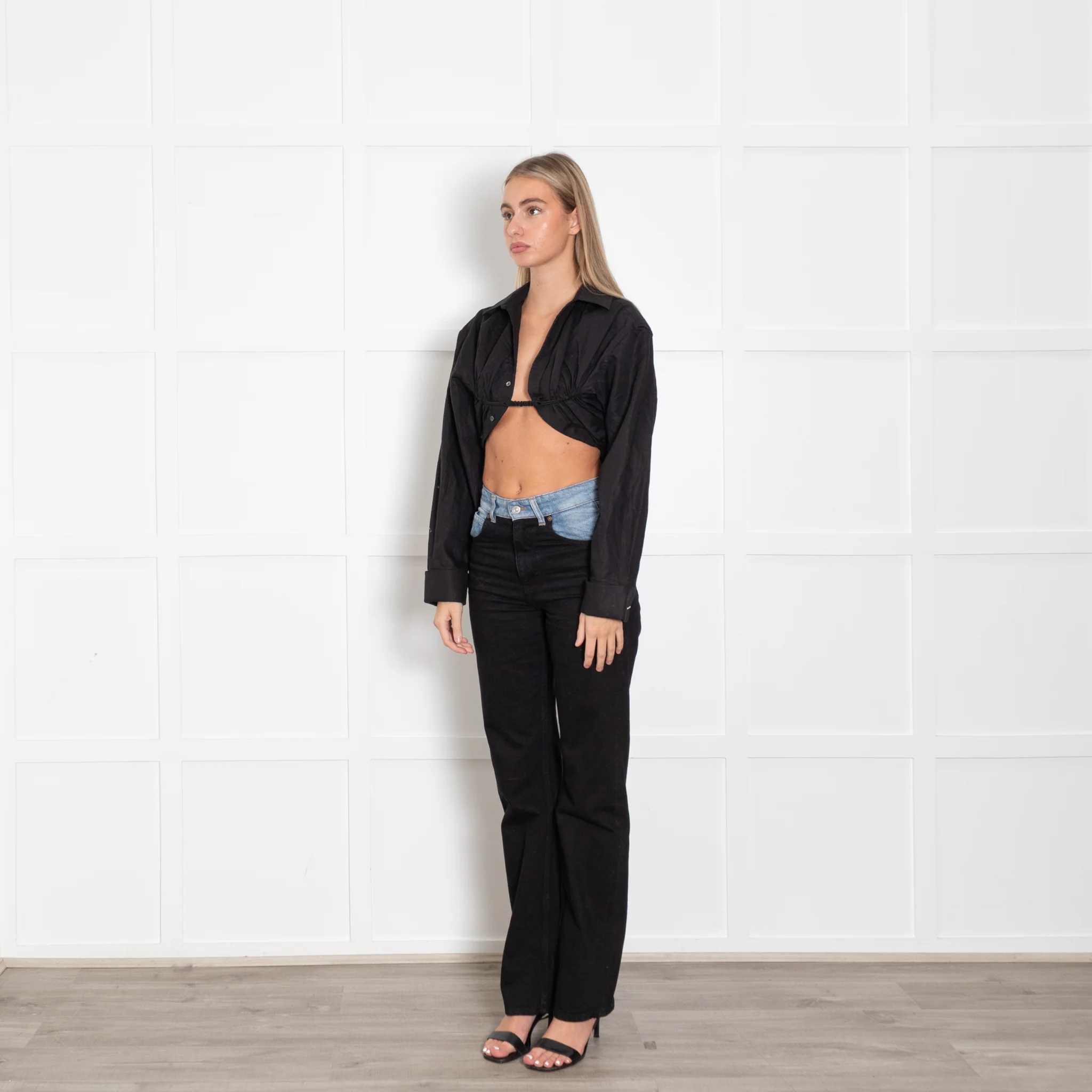 Jacquemus Black Button Up Crop Shirt - Image 3