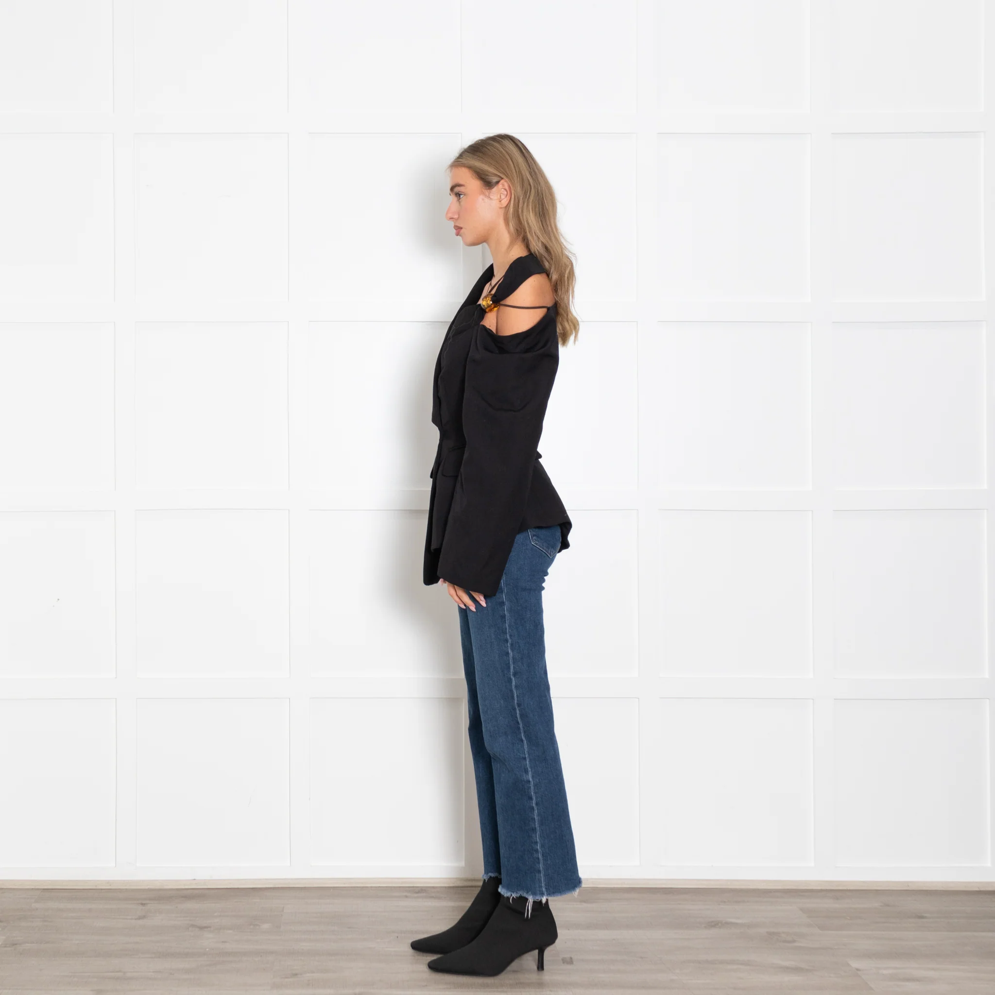 Jacquemus Black One Shoulder Baska Jacket - Image 4