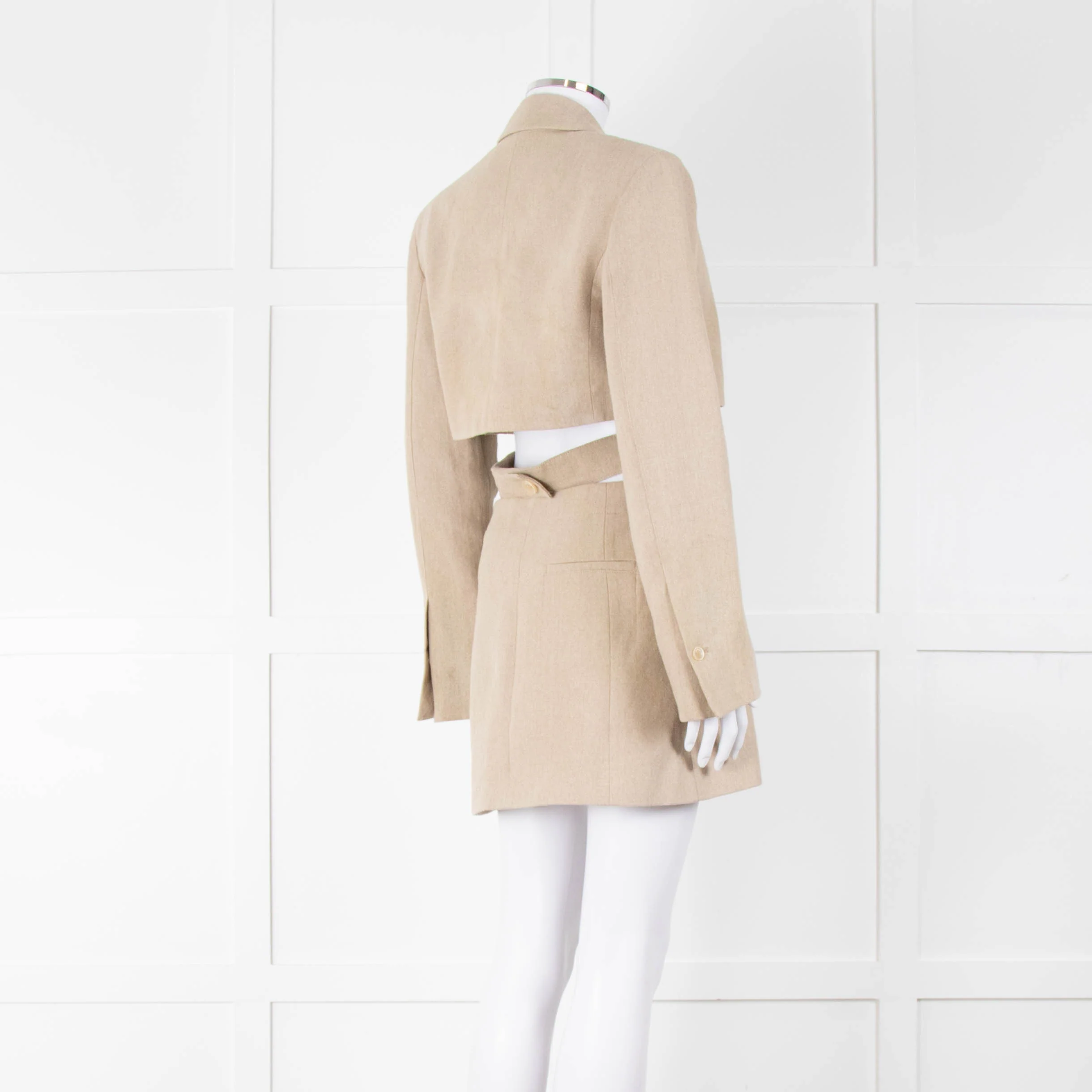 Jacquemus The Bari Beige Linen Cut Out Blazer Dress - Image 6