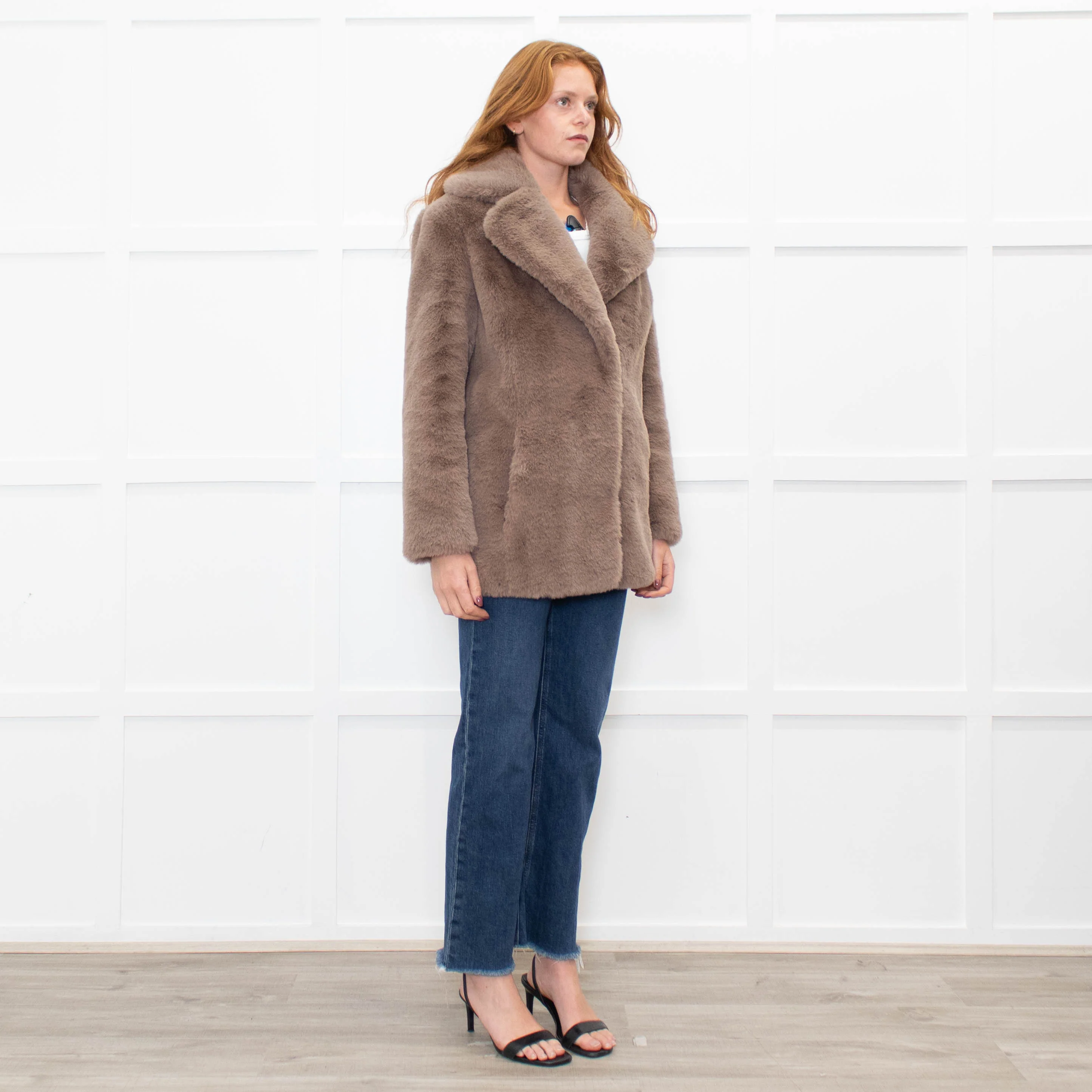 Jakke Beige Faux Fur Short Coat - Image 7