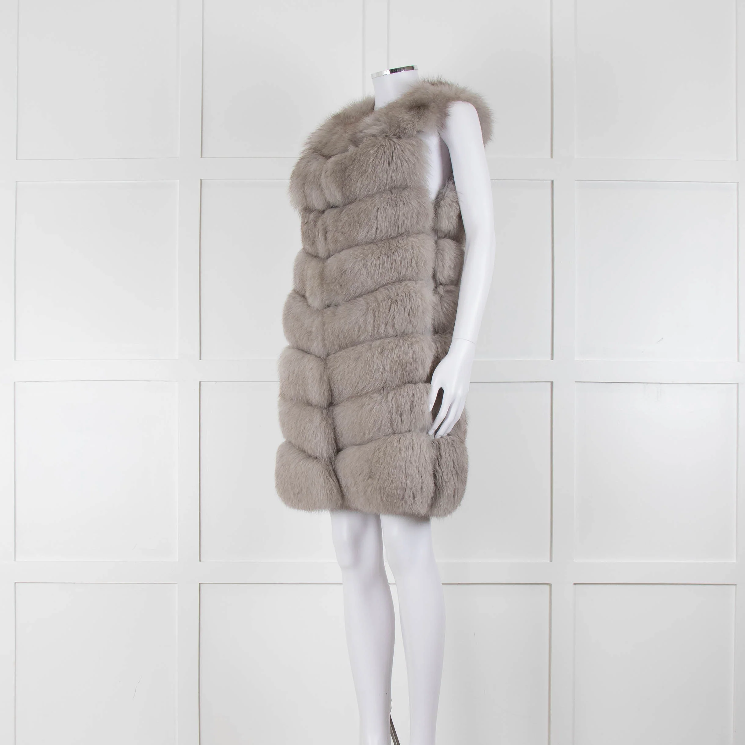Jane & Tash Grey Fox Fur Long Gilet - Image 8