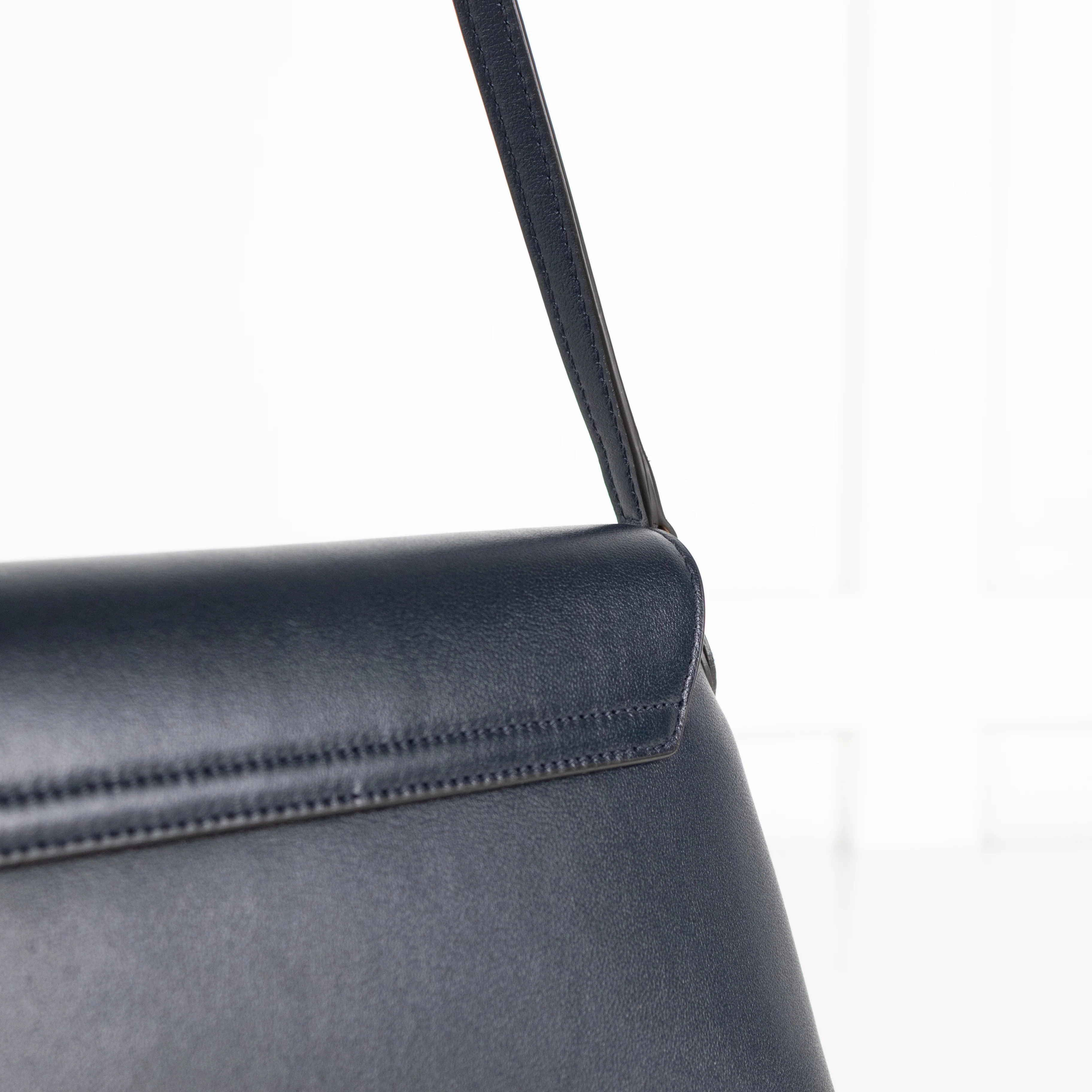Jimmy Choo Navy Shoulder Bag with Geometric Chain - Image 14