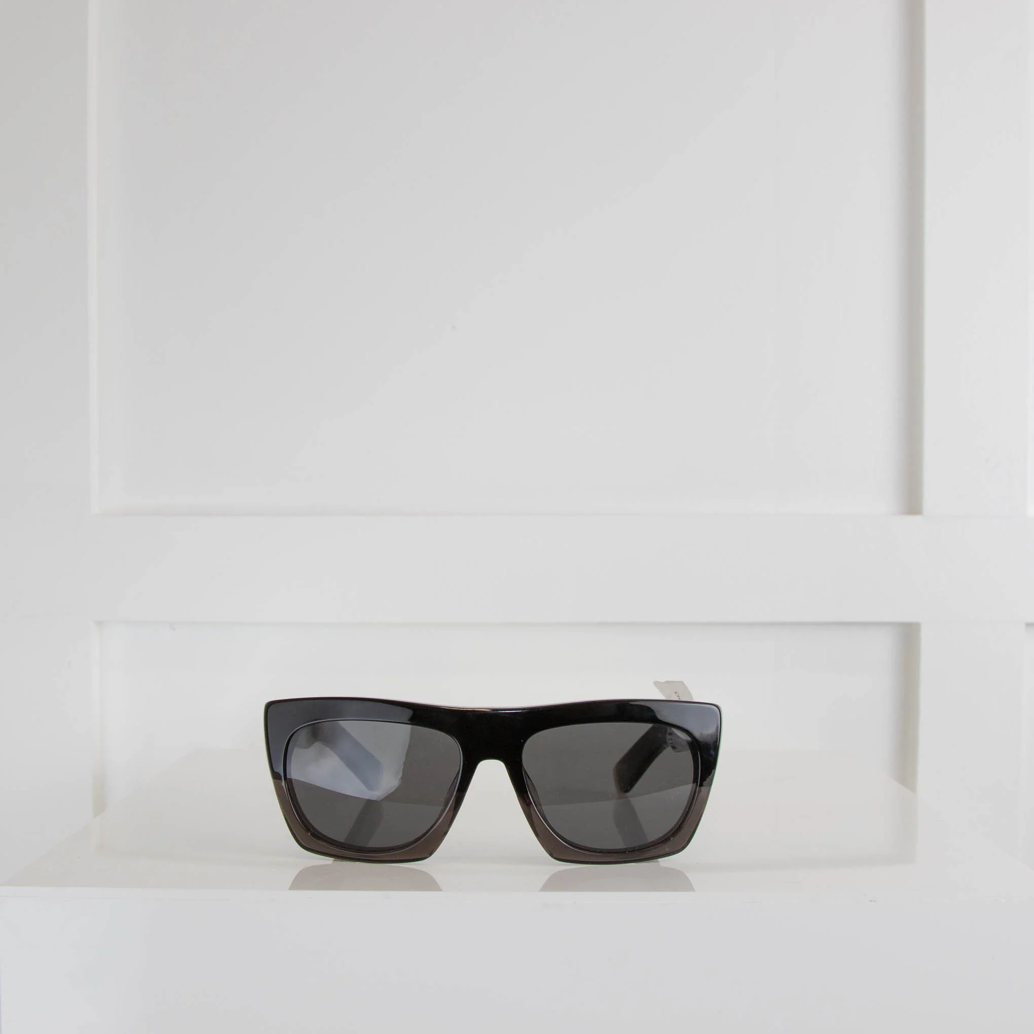 Joseph Black Classic Wide End Sunglasses - Image 2