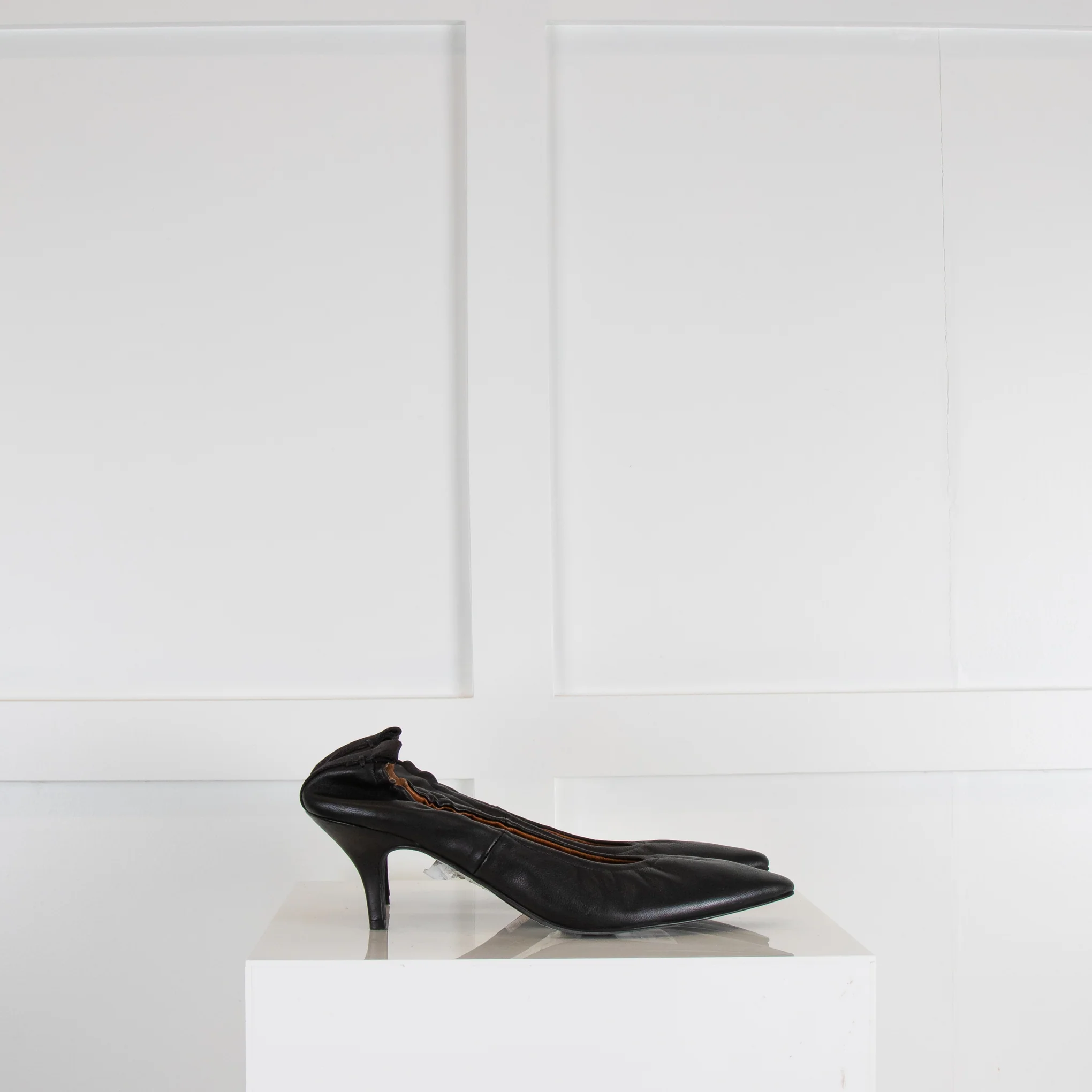 Joseph Black Dallin Kitten Heel Shoes - Image 3