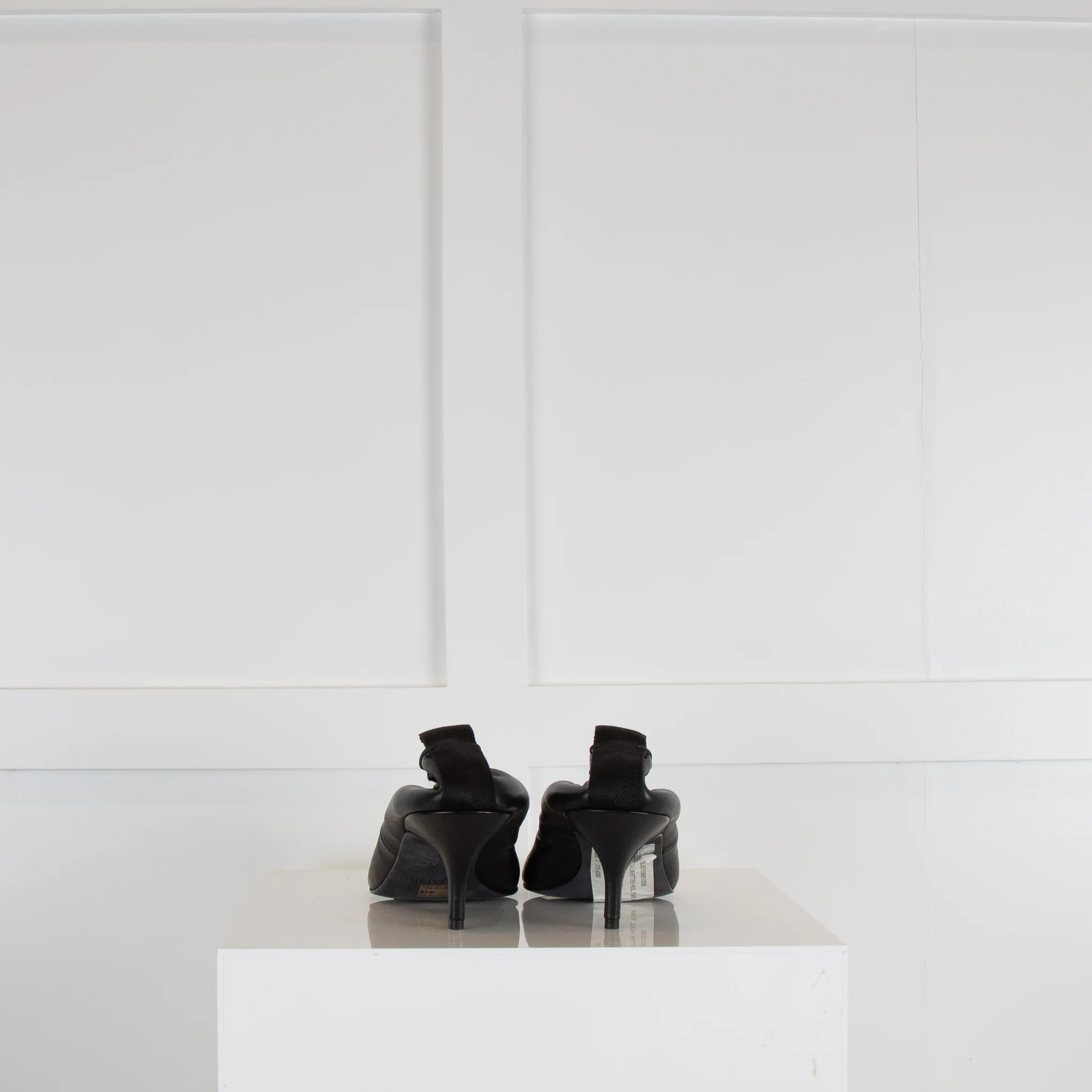 Joseph Black Dallin Kitten Heel Shoes - Image 4