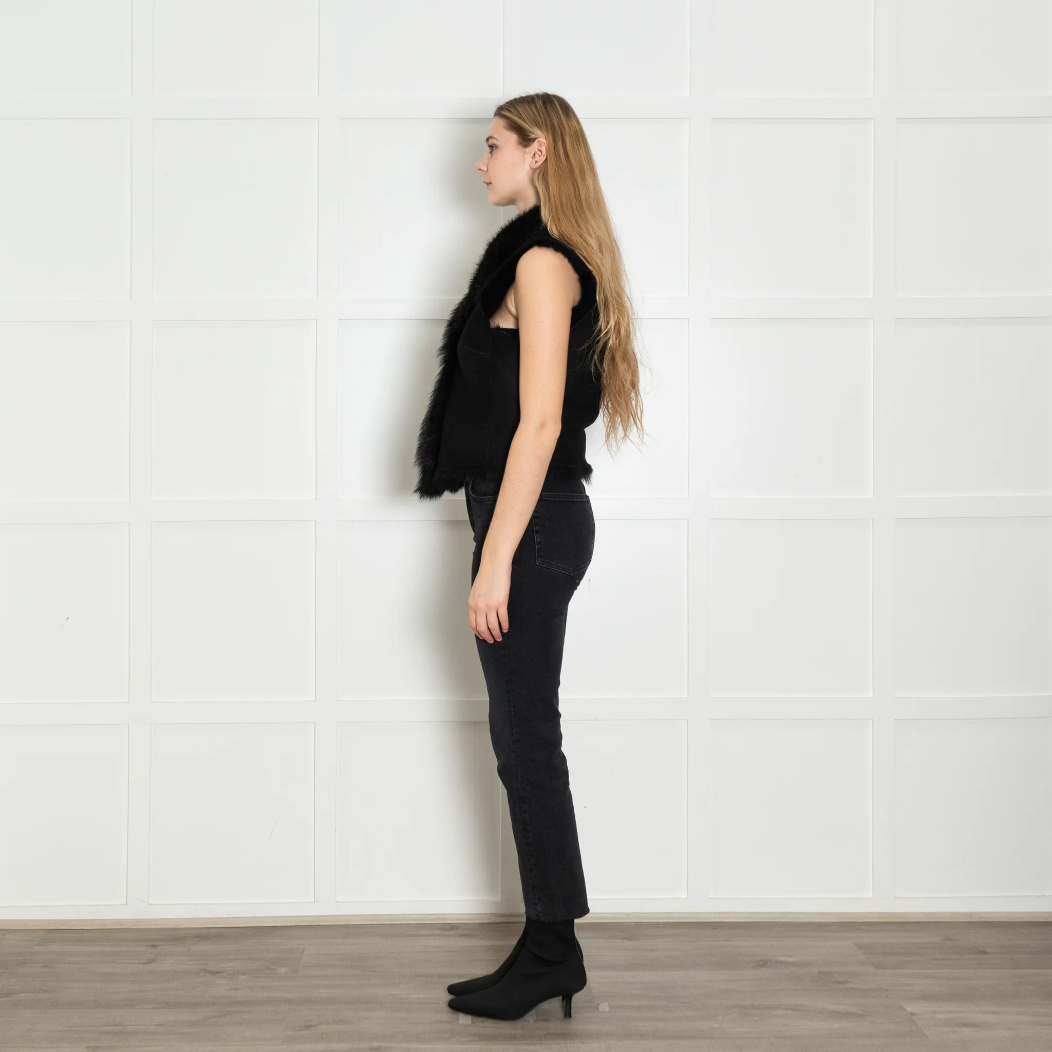 Joseph Black Fur Lining Lambskin Leather Gilet - Image 4