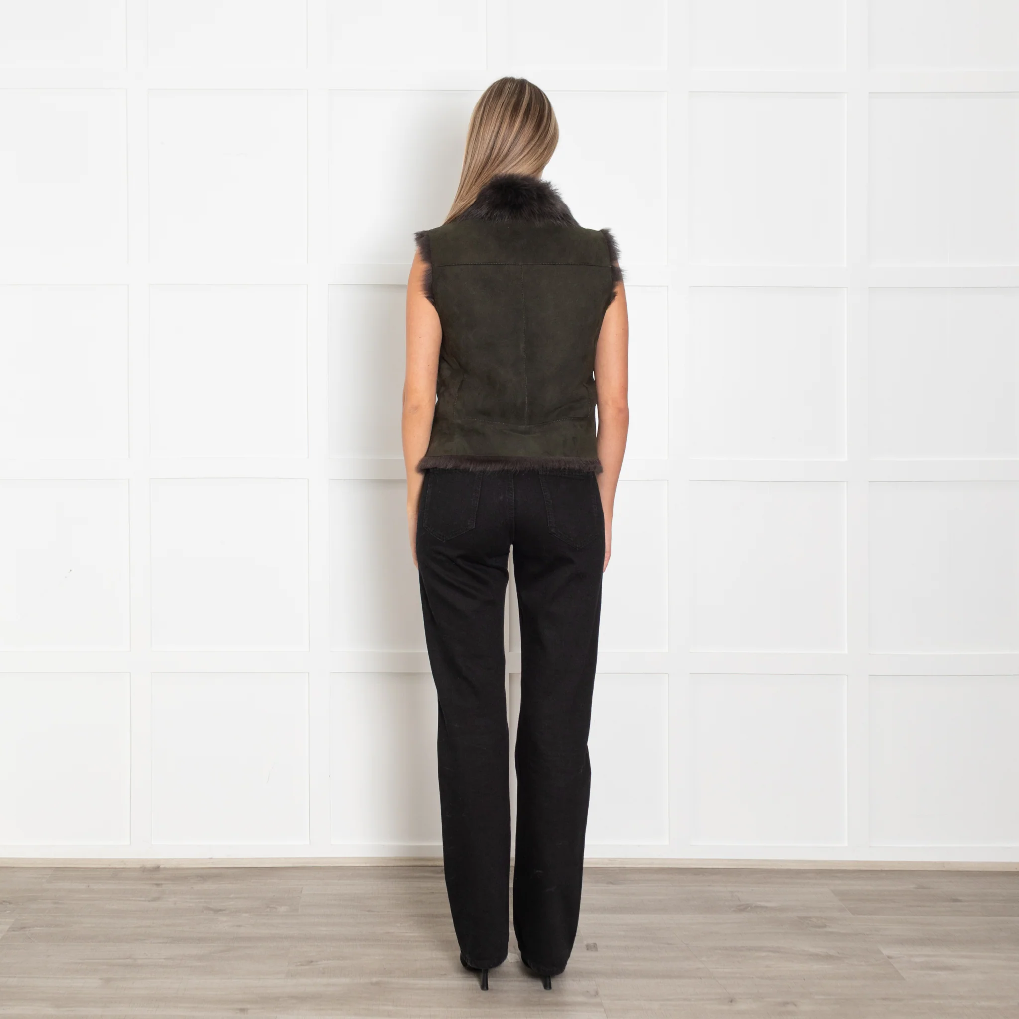 Joseph Green Suede Shearling Gilet - Image 5