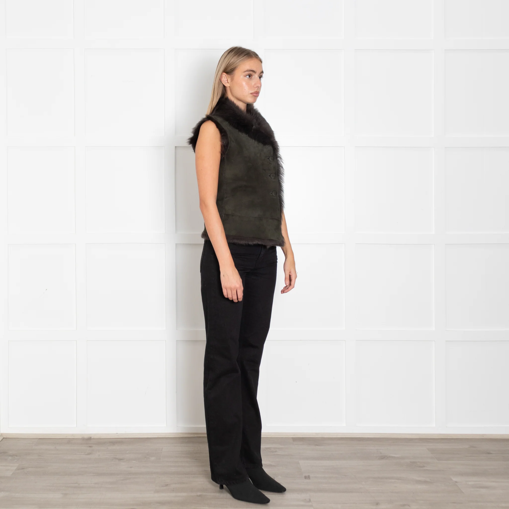 Joseph Green Suede Shearling Gilet - Image 7