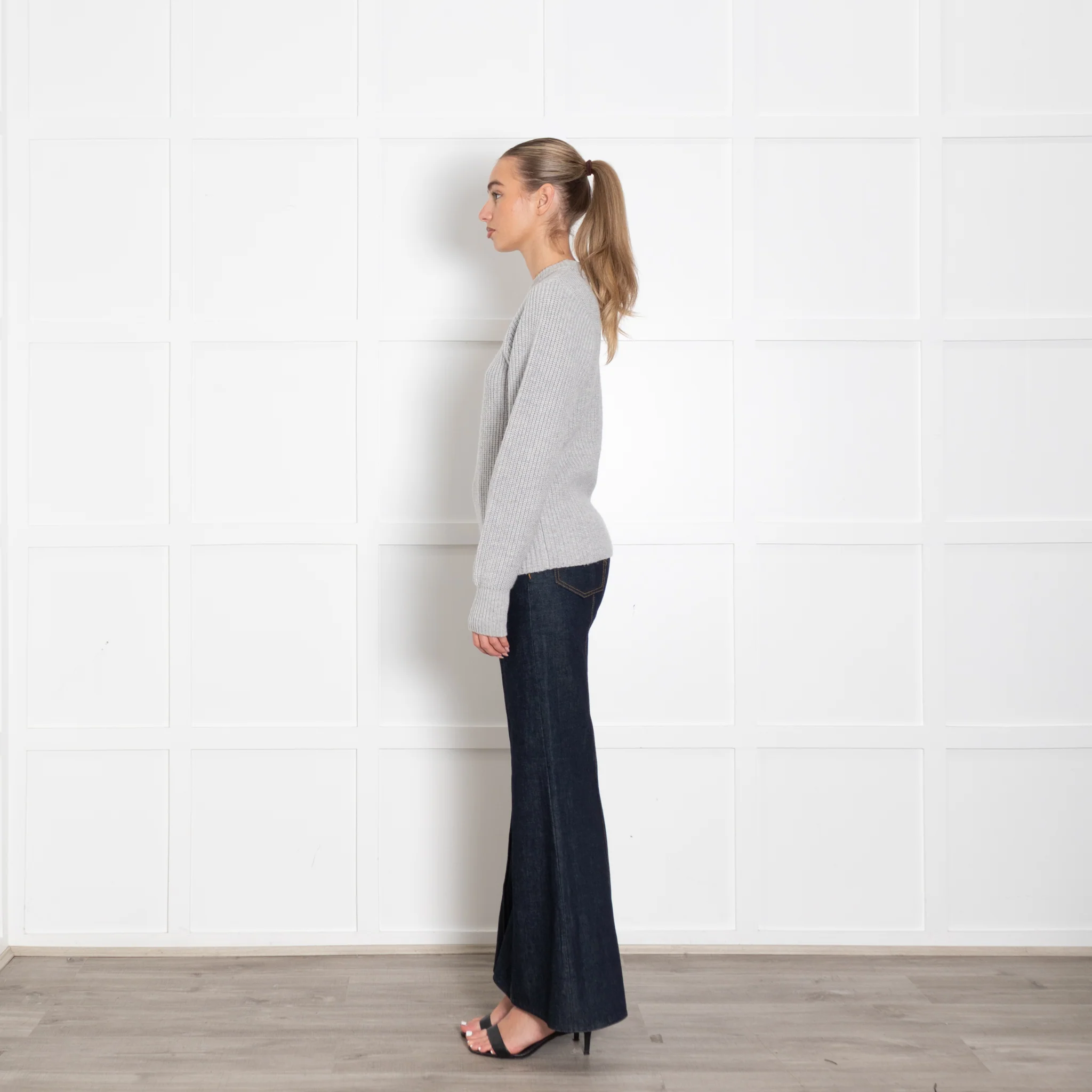 Joseph Grey Ribbed Round Neck Cashmere Wool Mix Jumper - Image 4