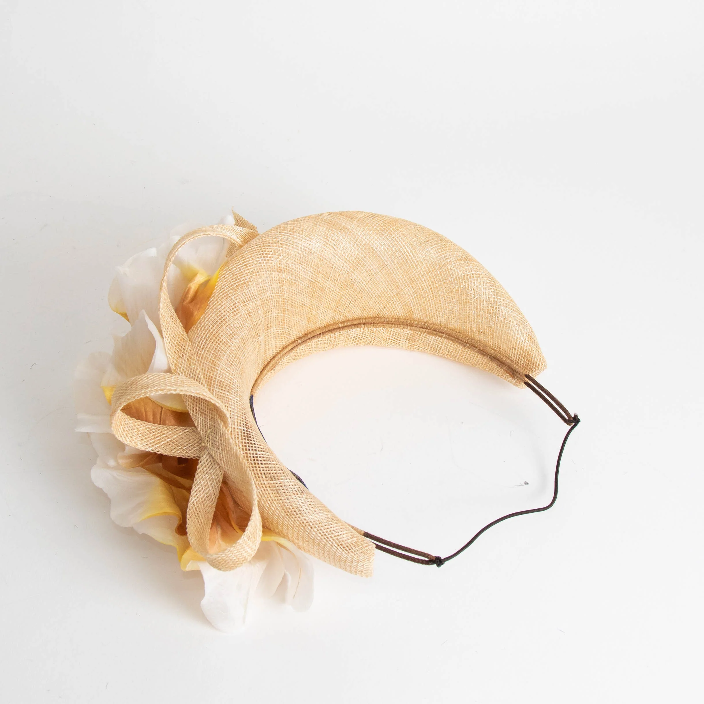 Juliette Boterill Beige Woven Straw Flower Embellished Headband - Image 4