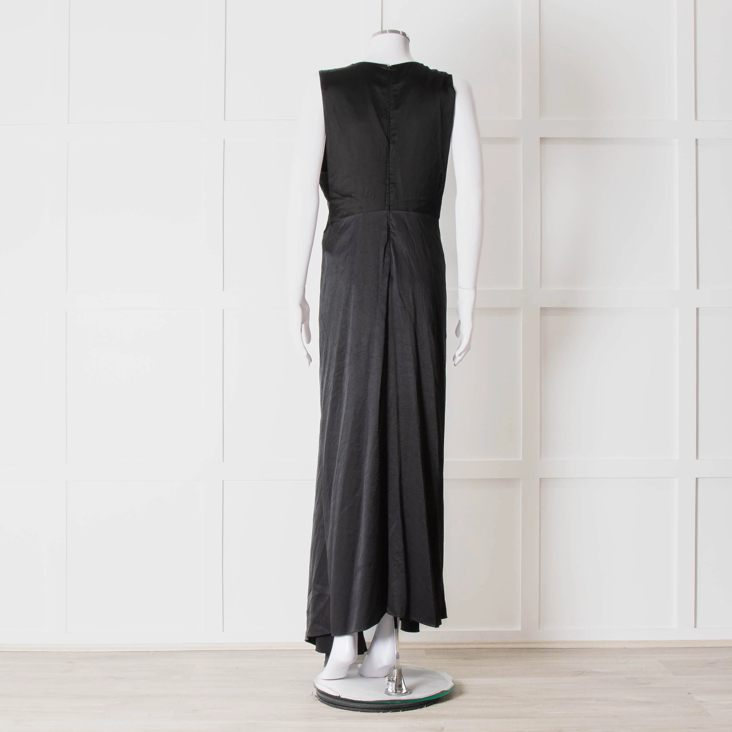 JW Anderson Black Sleeveless Midi Dress with Chunky Chain Waist - Image 5
