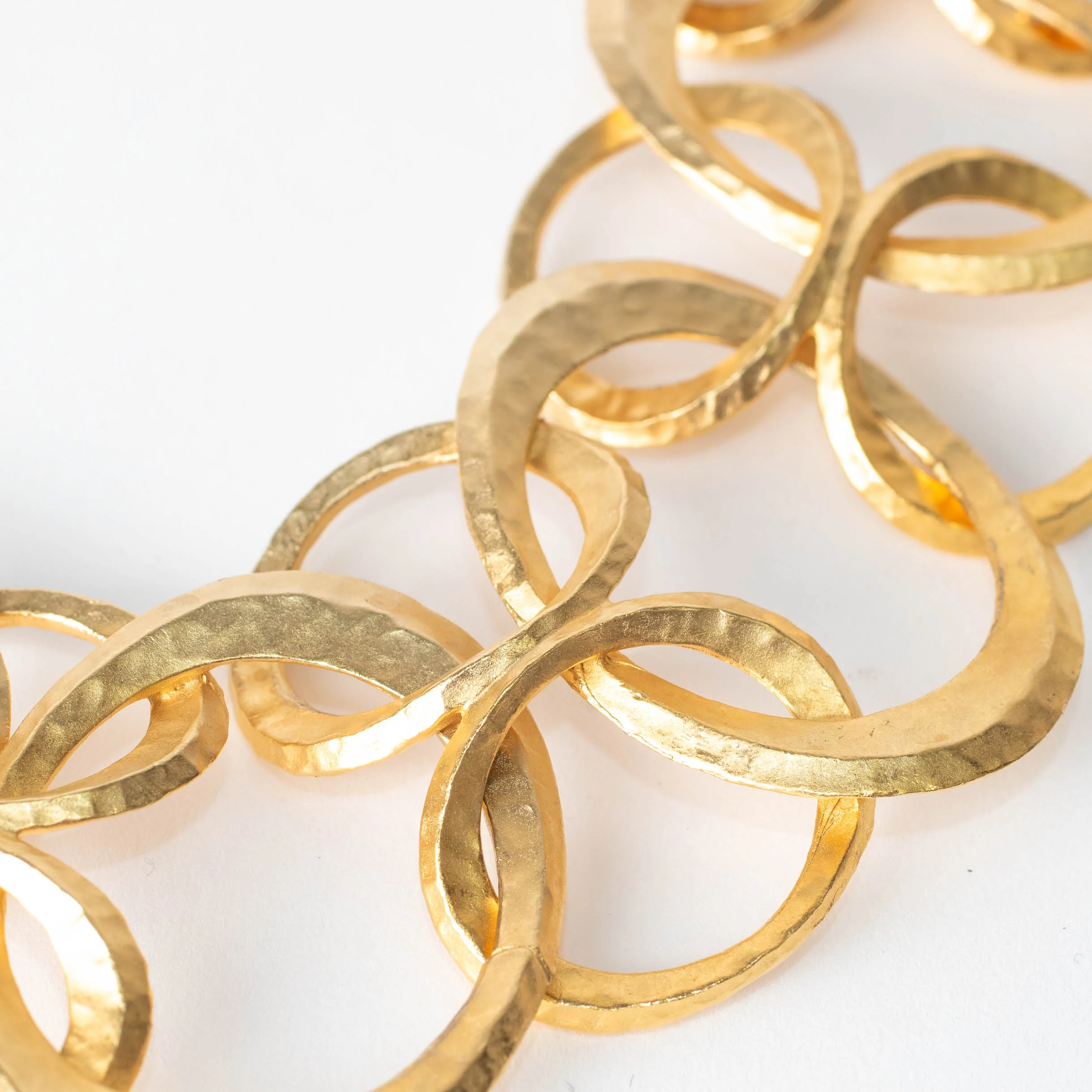 Kenneth Jay Lane Brushed Gold Chunky Ring Necklace - Image 2