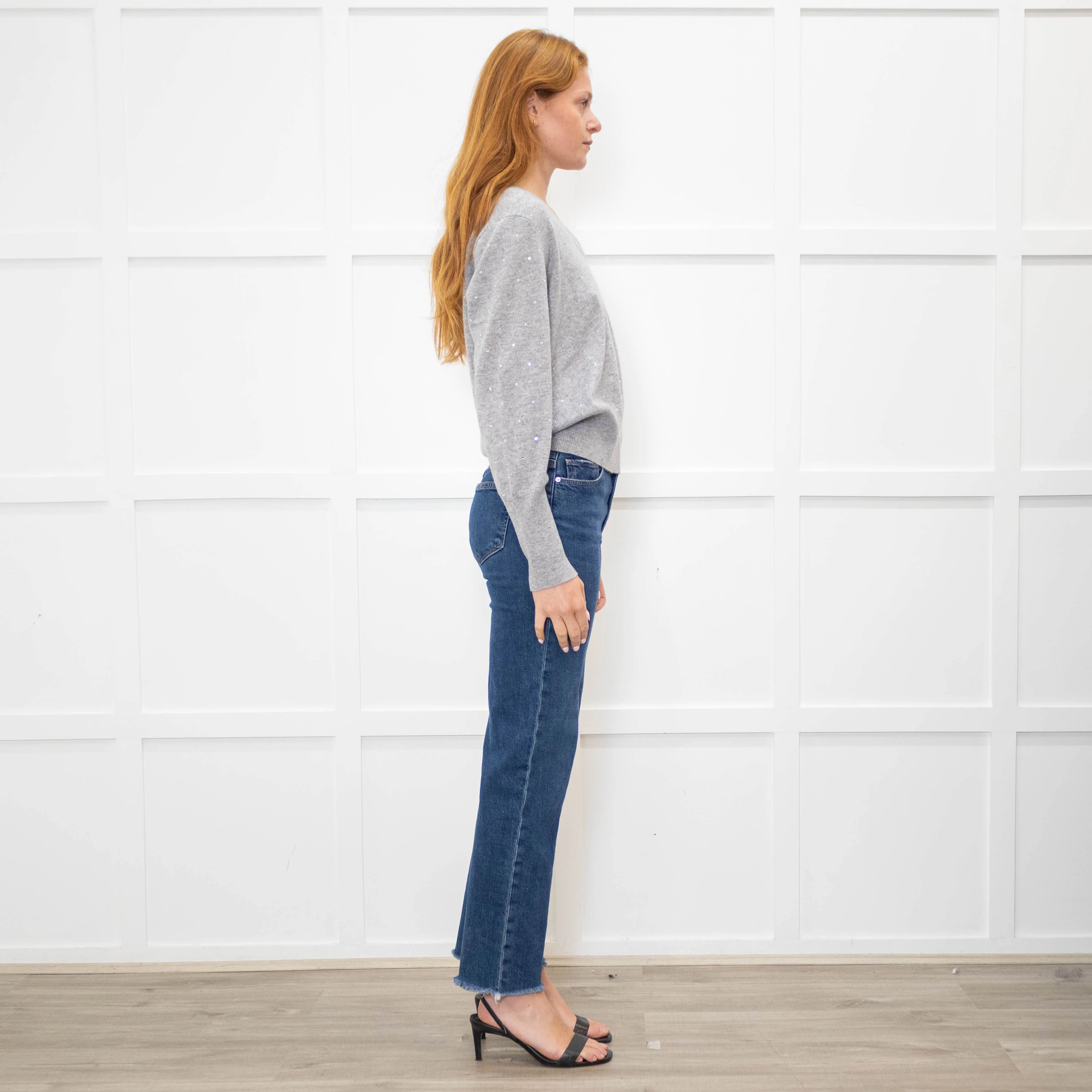 Kinross Cashmere Grey V Neck Sweater With Diamante - Image 6