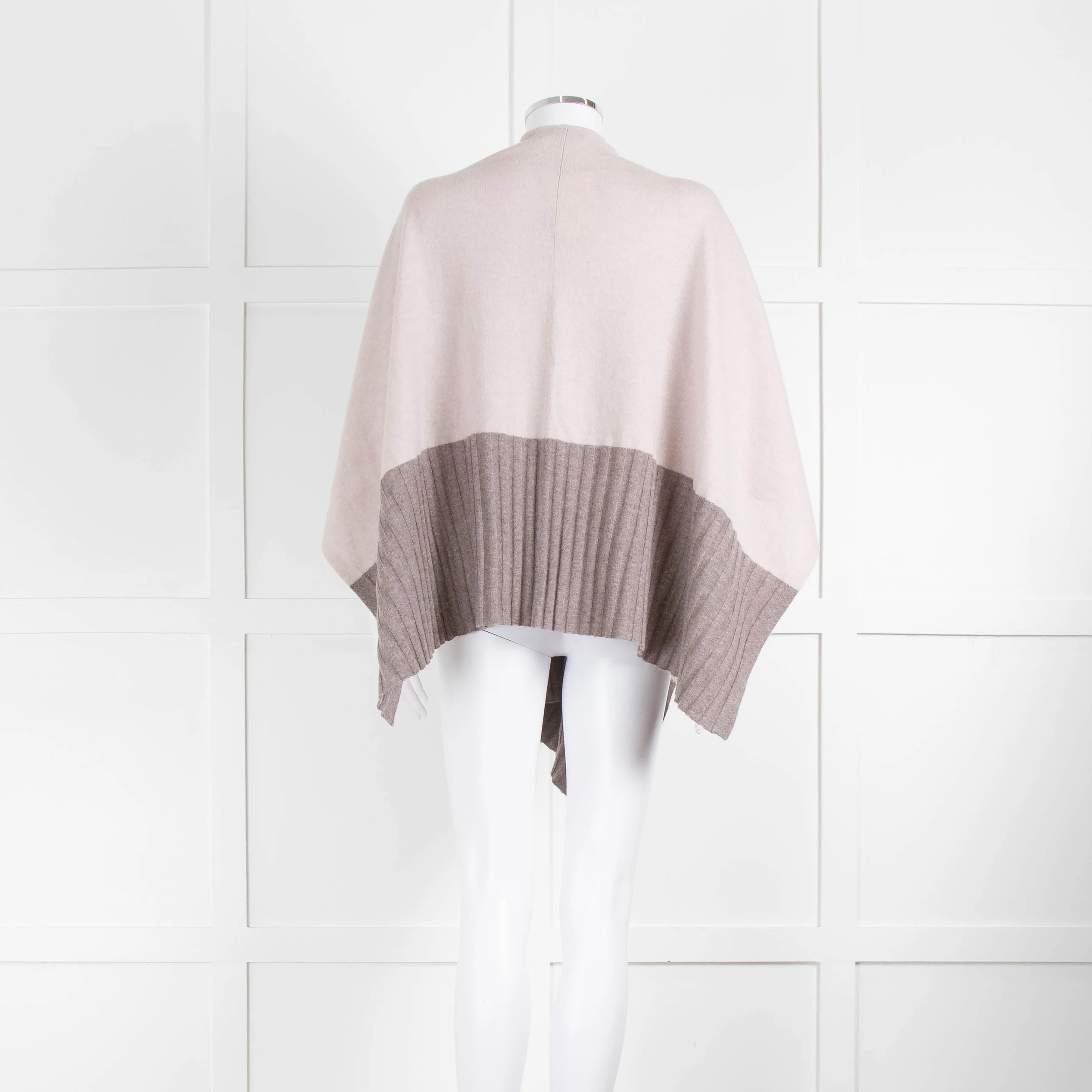 Kinross Cashmere Oyster With Tan Border Poncho - Image 3