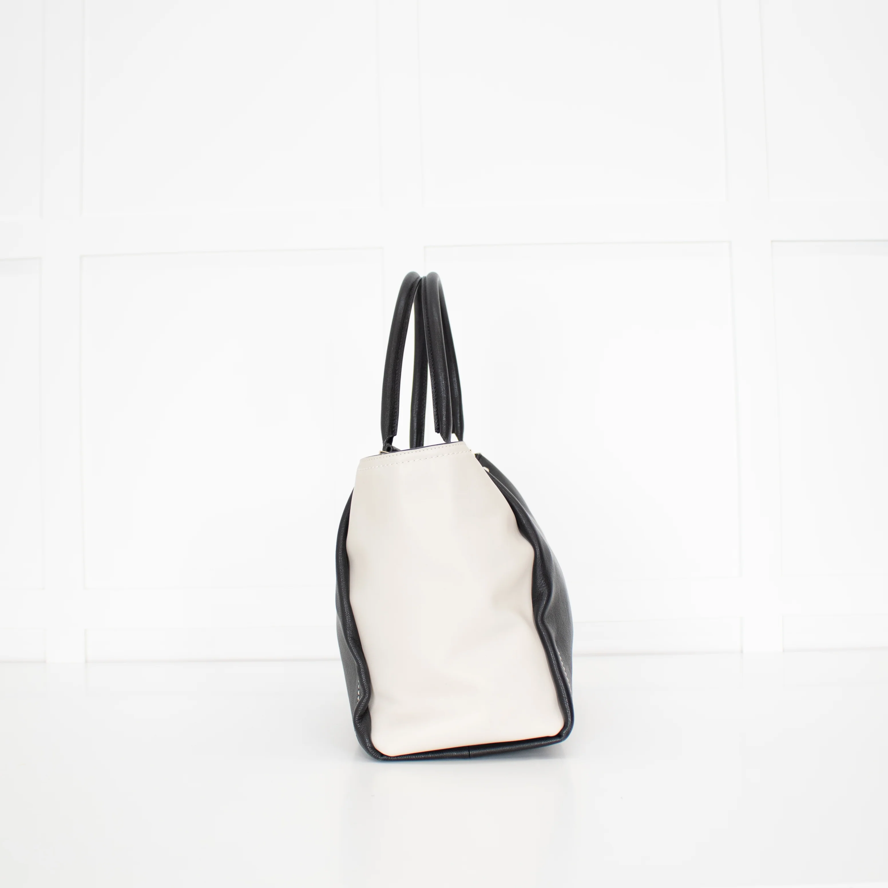 Lanvin Black Cream Trilogy Leather Tote Bag - Image 6