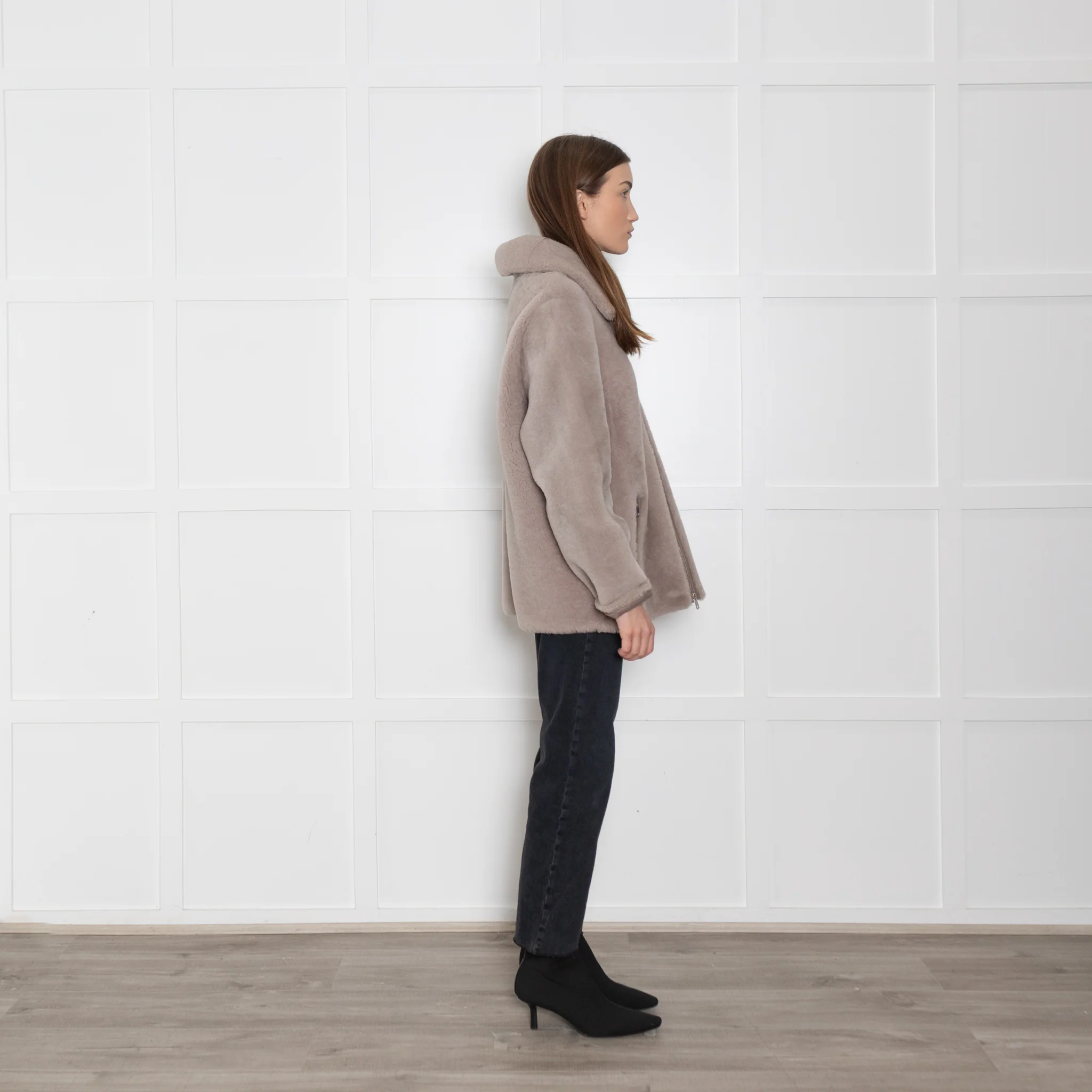 Laurel Pale Grey Shearling Jacket With Zip Front And Pock - Image 6