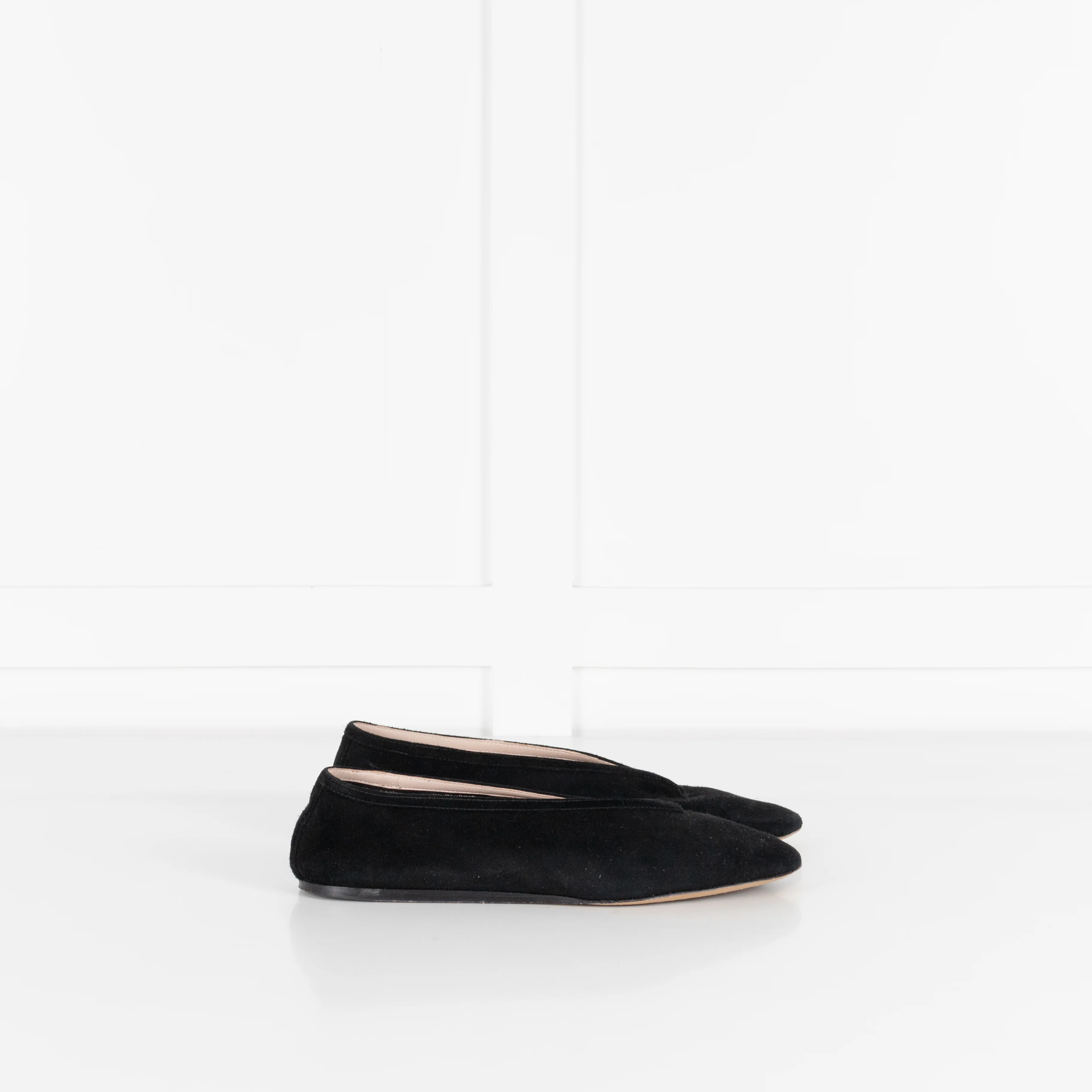 Le Monde Beryl Black Suede Luna Ballet Flats - Image 5