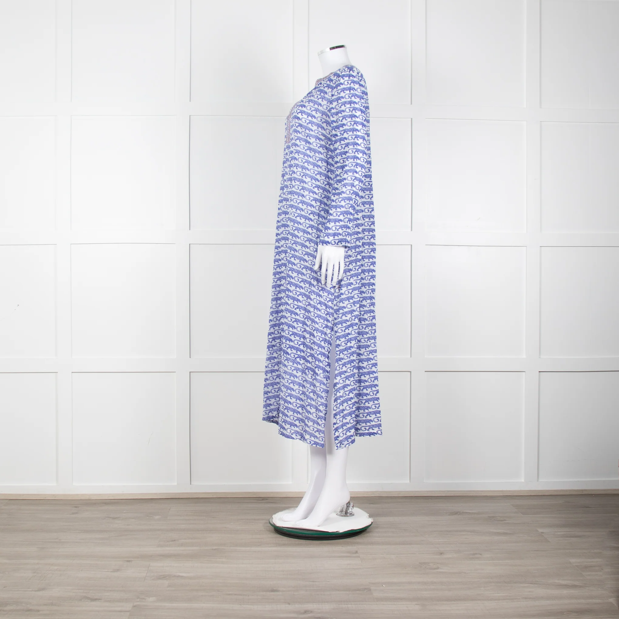 Le Sirenuse Blue and White Cheetah Block Print Dress - Image 3